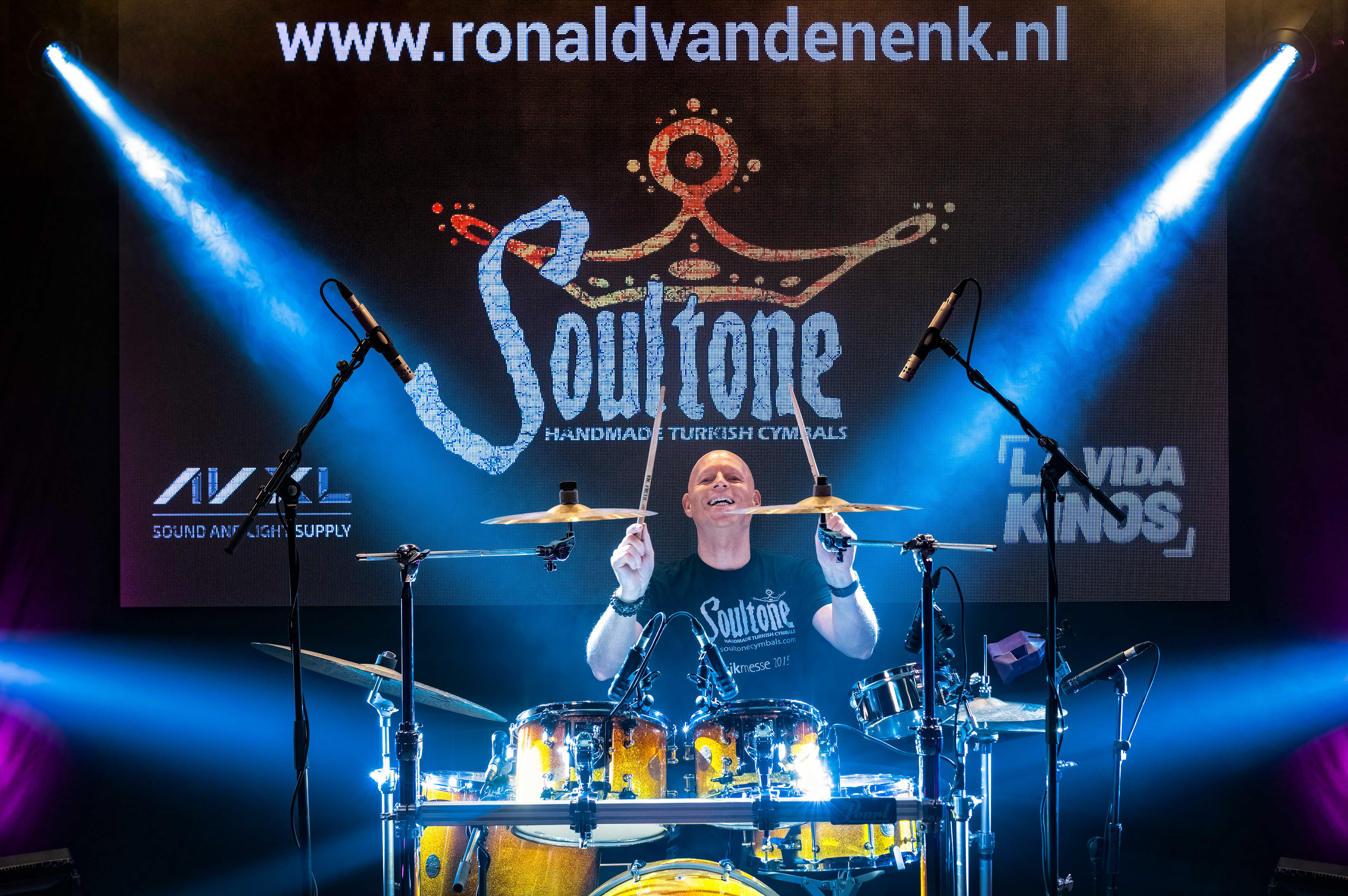 Ronald van den Enk promo endorsement photos