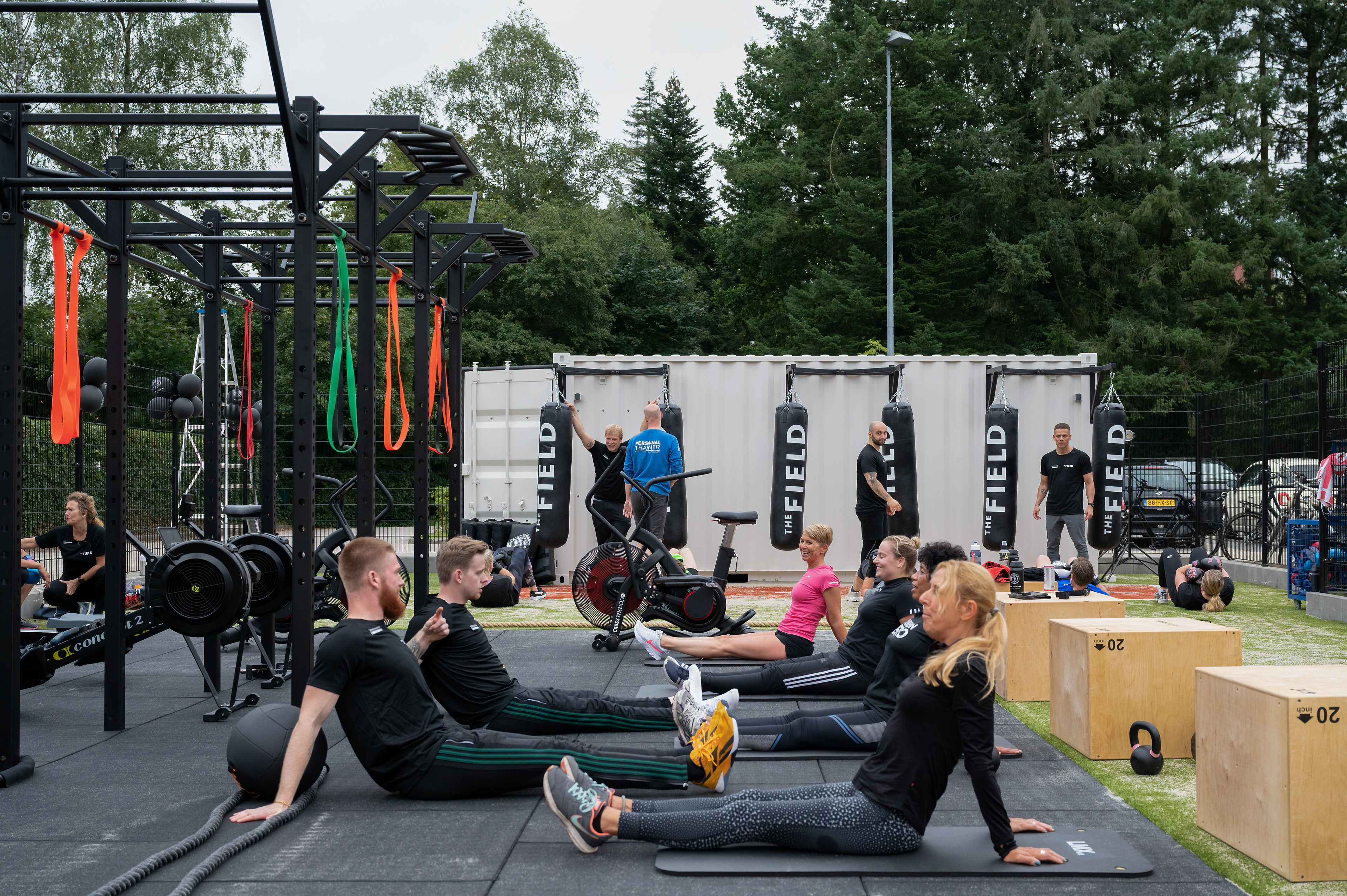 Club Pellikaan Apeldoorn opening The Field