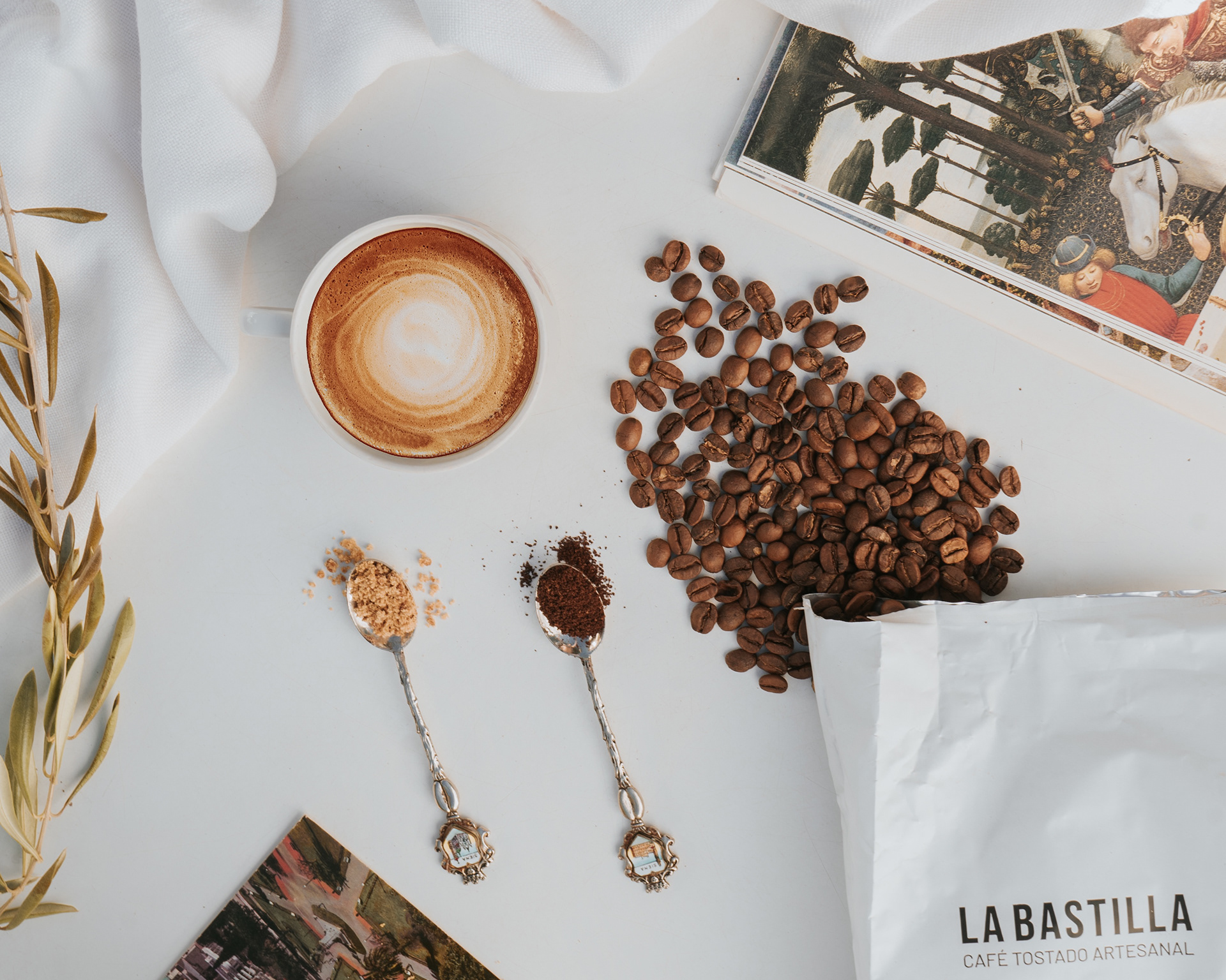 La Bastilla Café