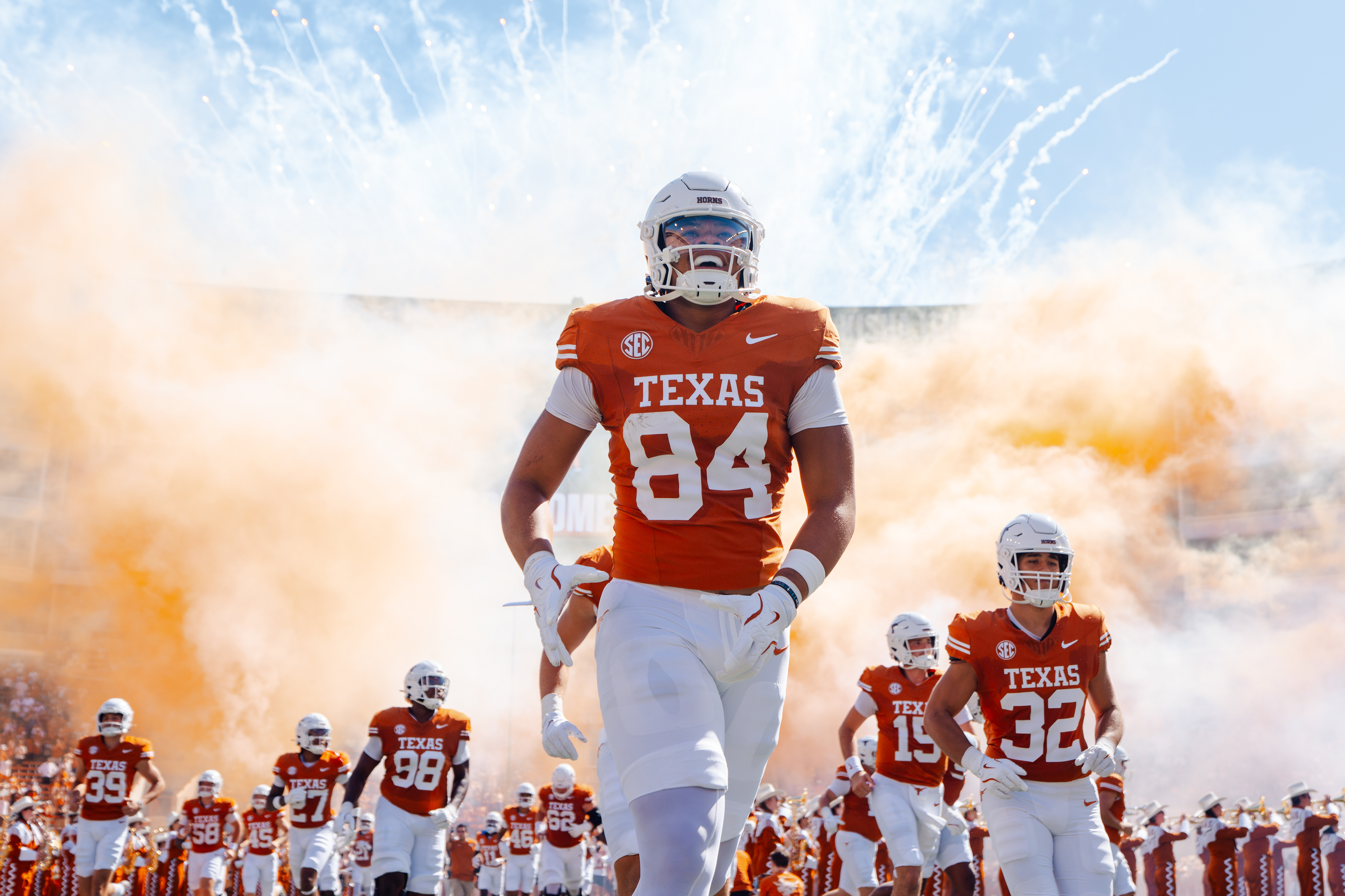 Texas tight end Jordan Washington (84) runs out with his teammates ahead of Texas' first SEC matchup as a member of the conference versus Missisippi State at Darrell K Royal–Texas Memorial Stadium in Austin, TX., Saturday, Sep. 28, 2024.