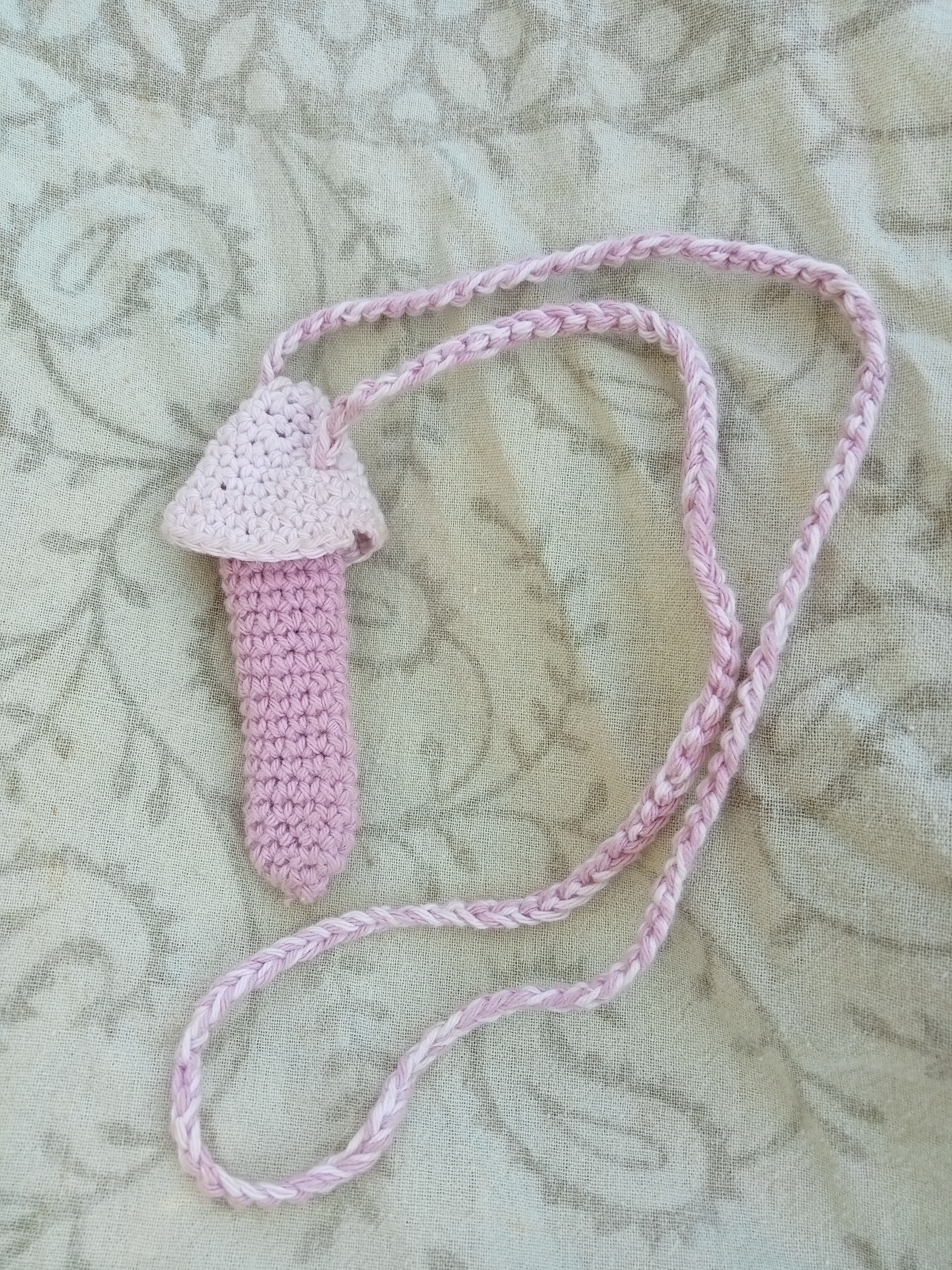 light pink & pink