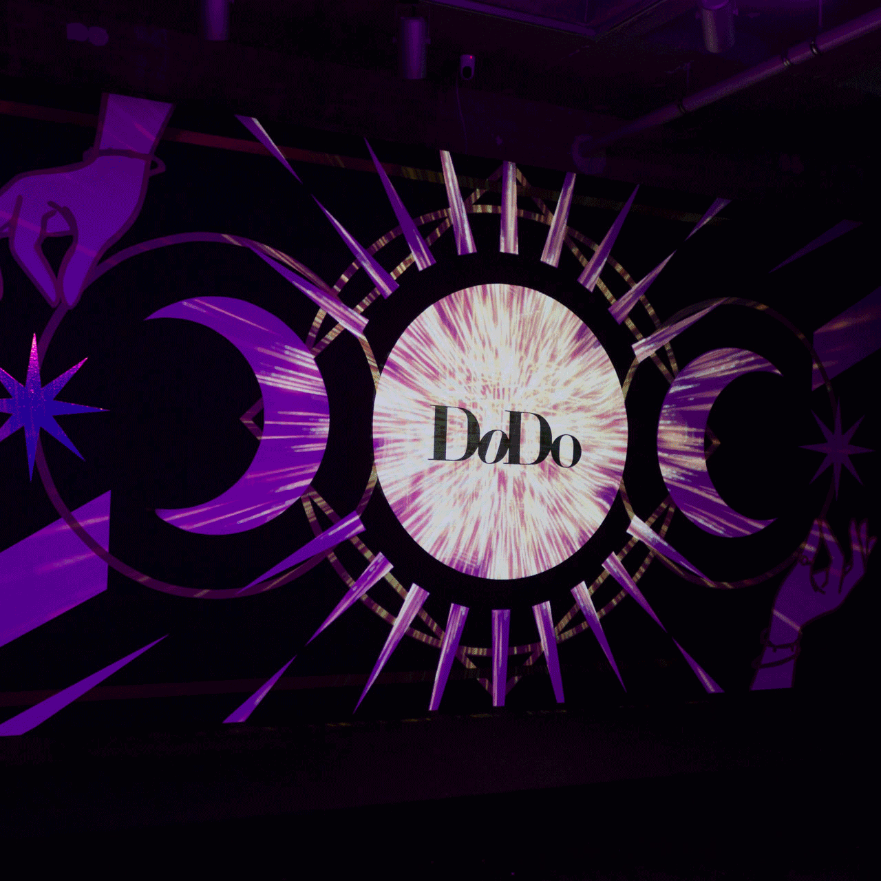 ENNICOLOR Artist Duo Dodo Tape Art Mapping ennicolor-artist-duo-dodo-tape-art-mapping