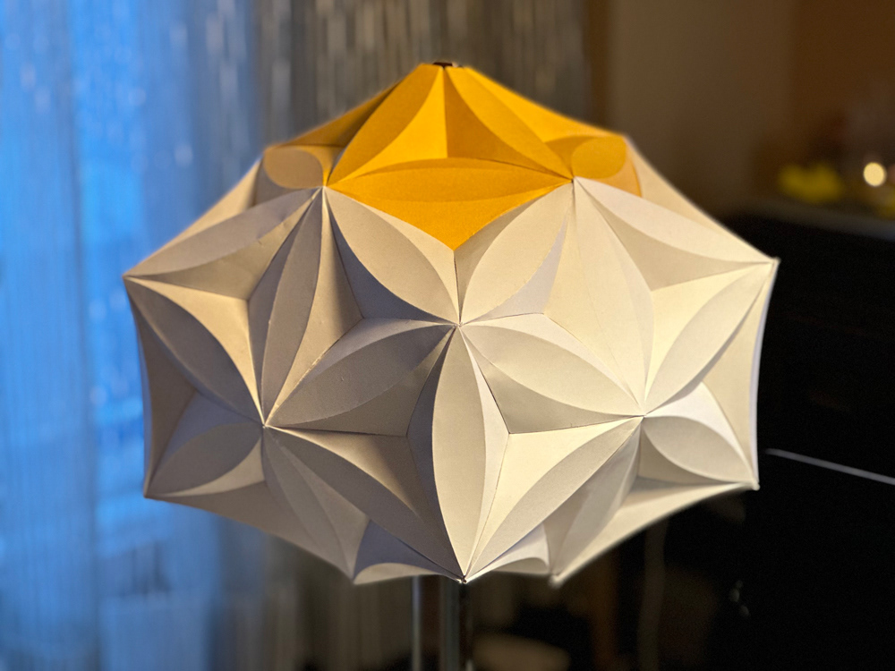 Dodeca Lamp