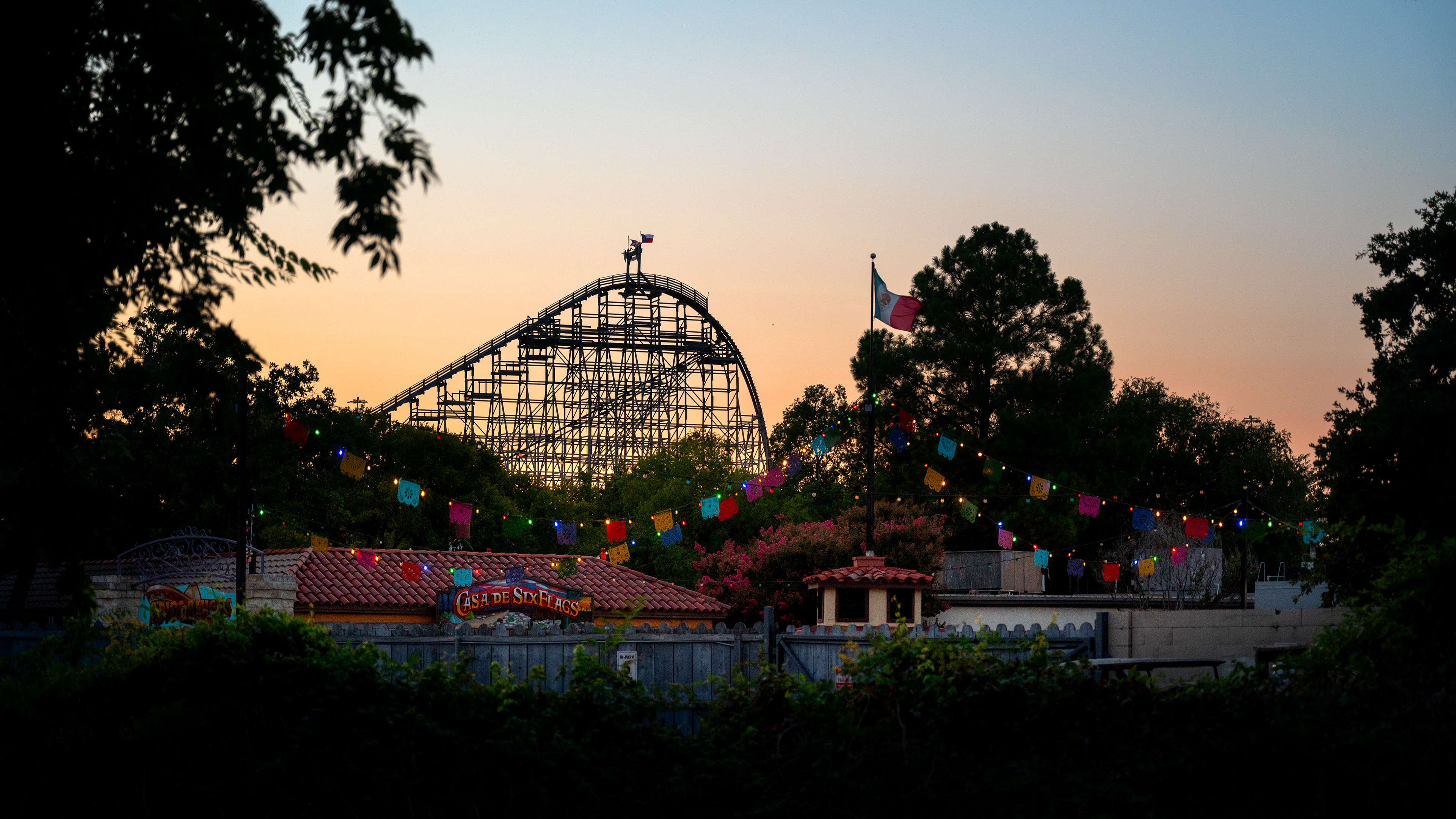Six Flags Over Texas | Arlington, TX