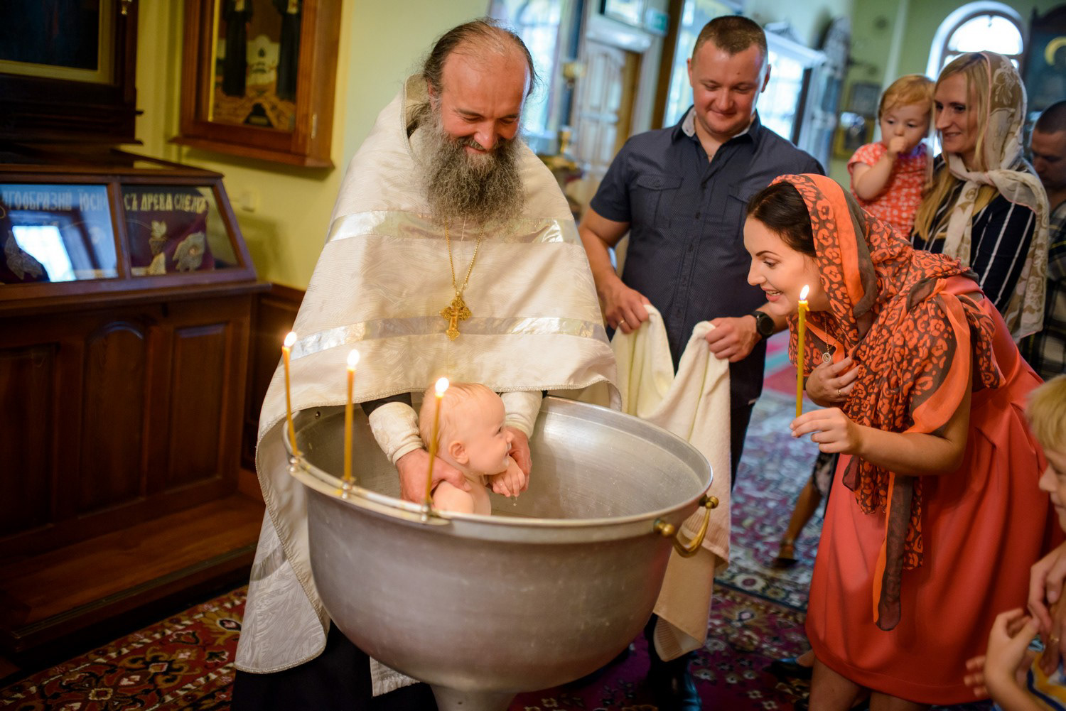 Свечи для крещения в храме