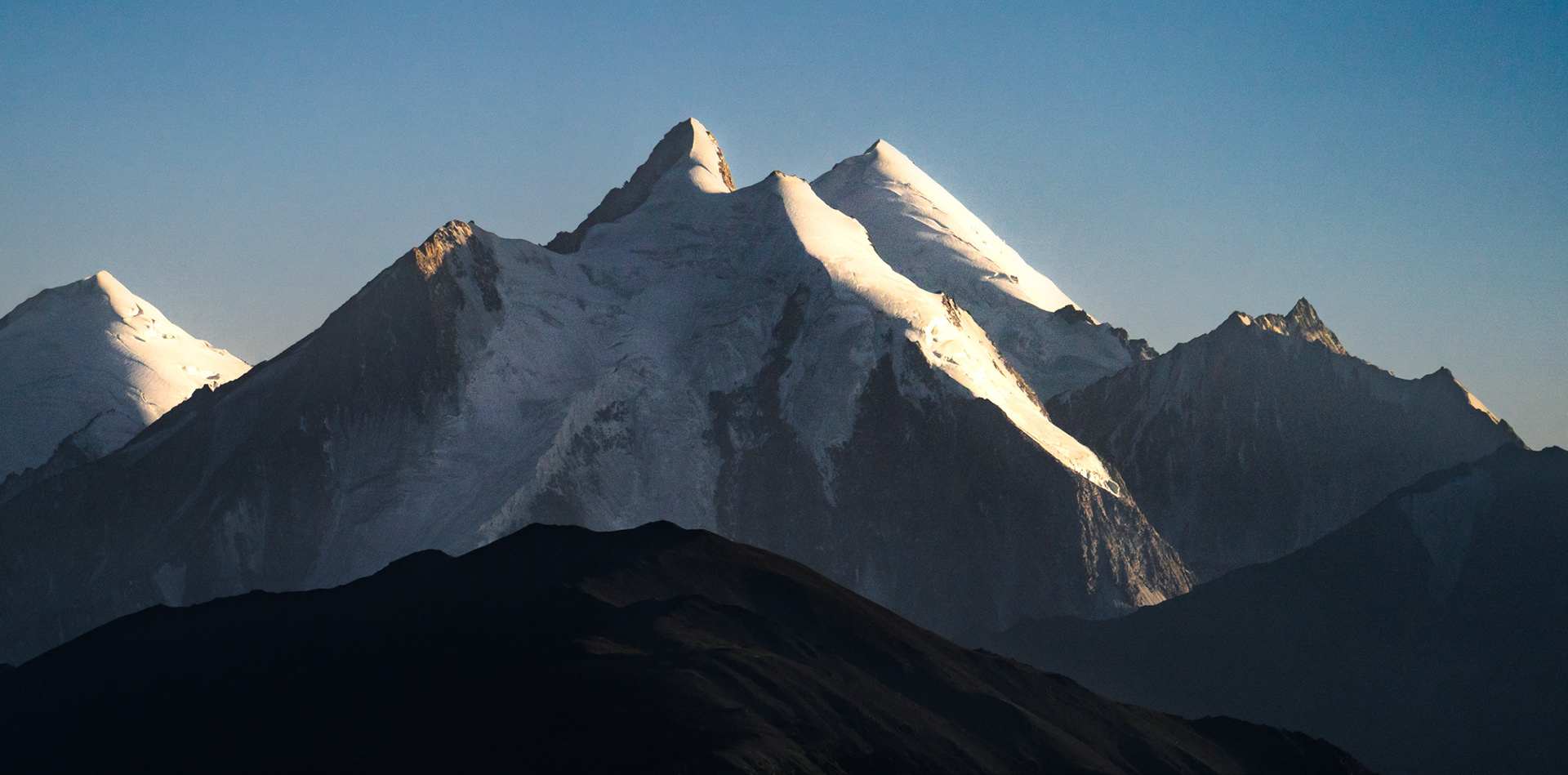 Koh-E Qala Panja, 6,328m, Afghanistan