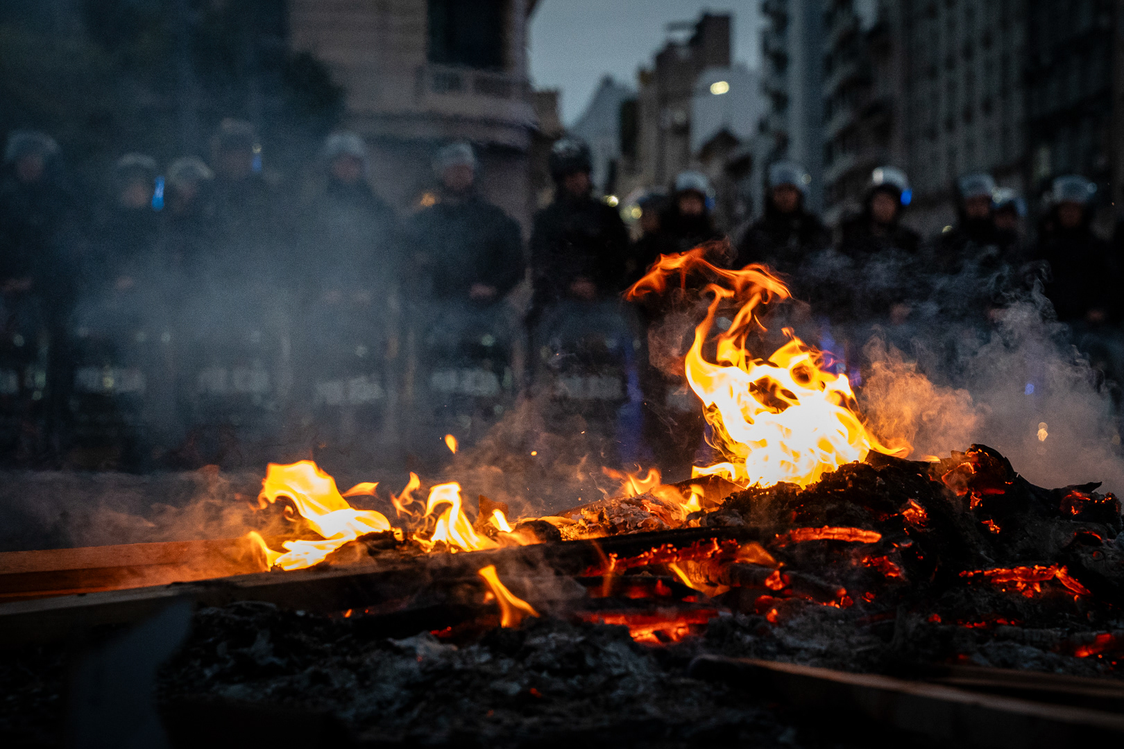 Protest at the Buenos Aires Obelisk after the death of photojournalist and activist Facundo Molares Choenfeld at the hands of the City Police in the context of a protest for the demands of the people of Jujuy, in Buenos Aires, Argentina, on August 10, 2023. PHOTO/Santi Oroz.