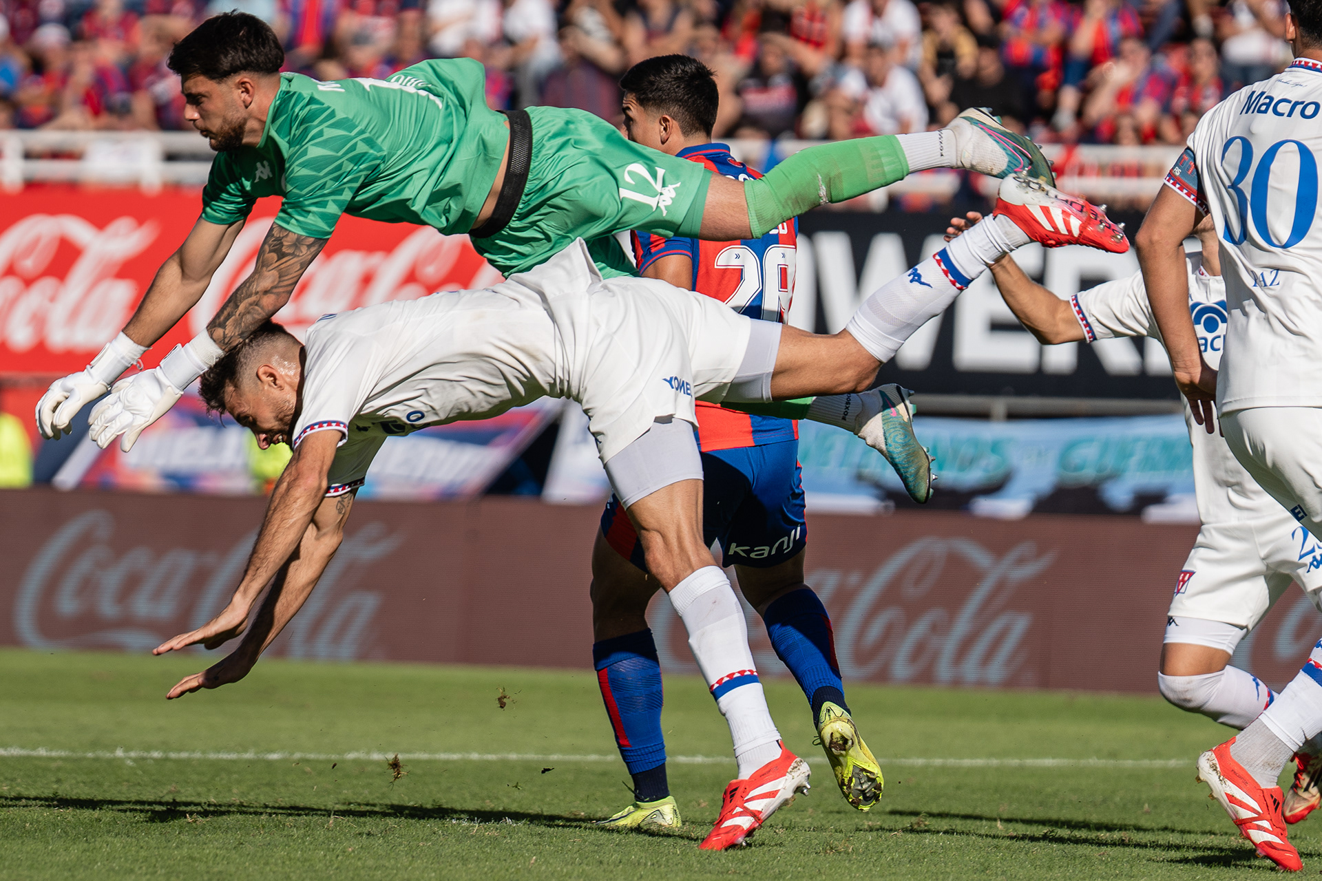 San Lorenzo defeated Tigre by 2 goals to 1 in the round of 16 of the Torneo Apertura 2025 of the Argentine Professional Soccer League in Buenos Aires, Argentina, on May 10, 2025. PHOTO/Santi Oroz.