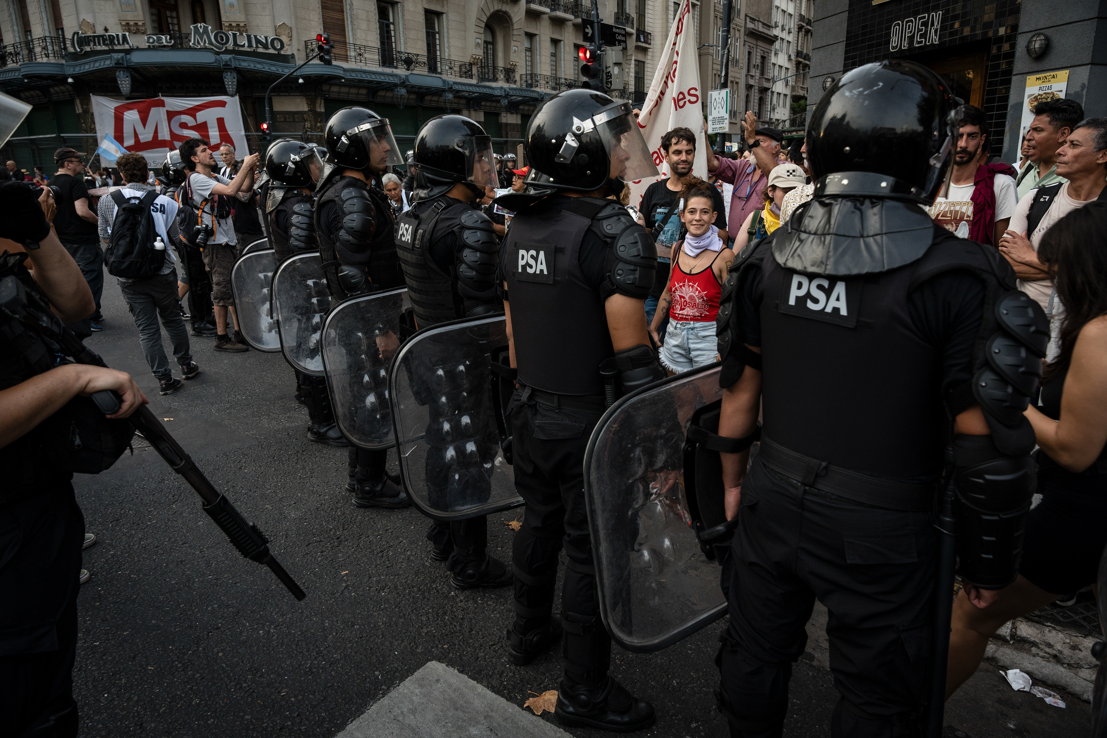 Fourth day of protest and repression outside the National Congress as Javier Milei's Omnibus Law falls in Congress, in Buenos Aires, Argentina, February 6, 2024. PHOTO/Santi Oroz.