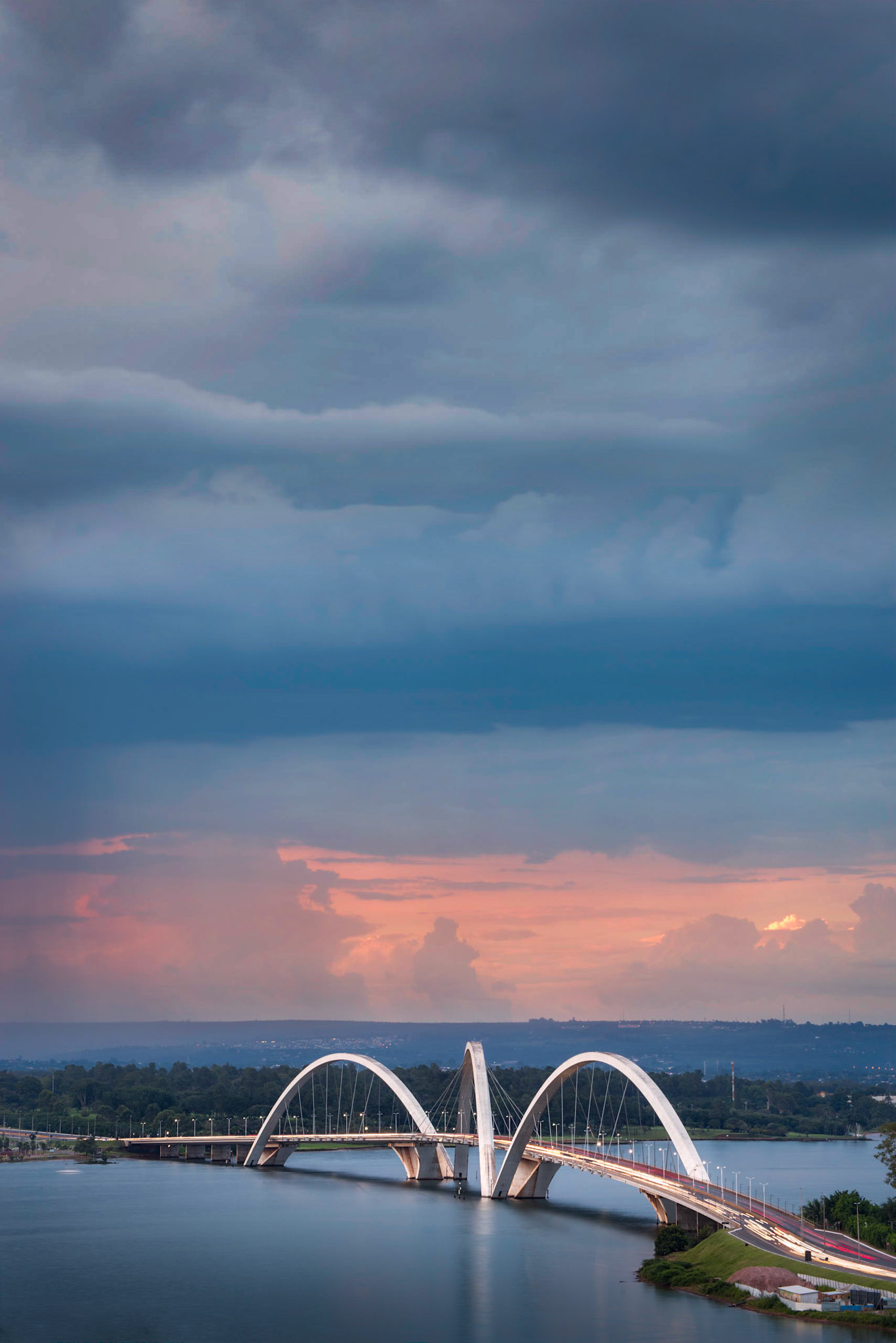 Ponte JK 01