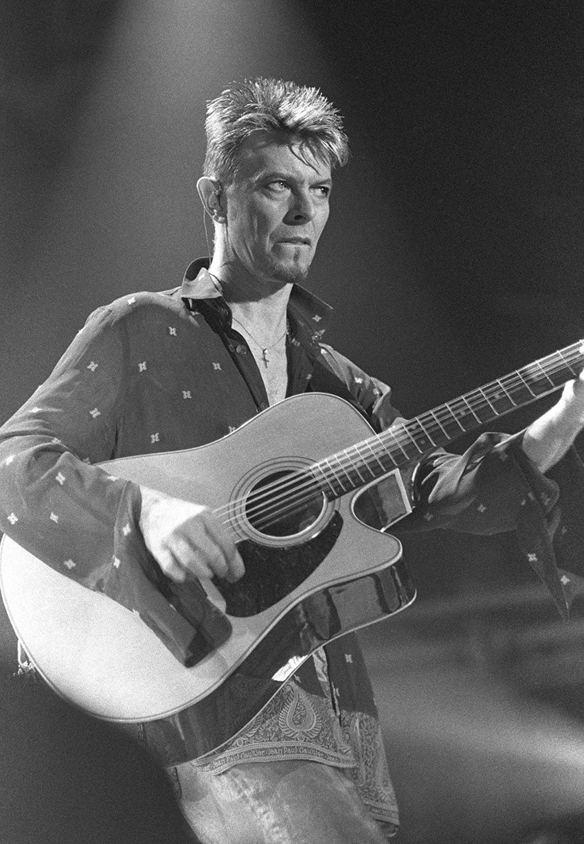 Bowie, Philadelphia, 1997