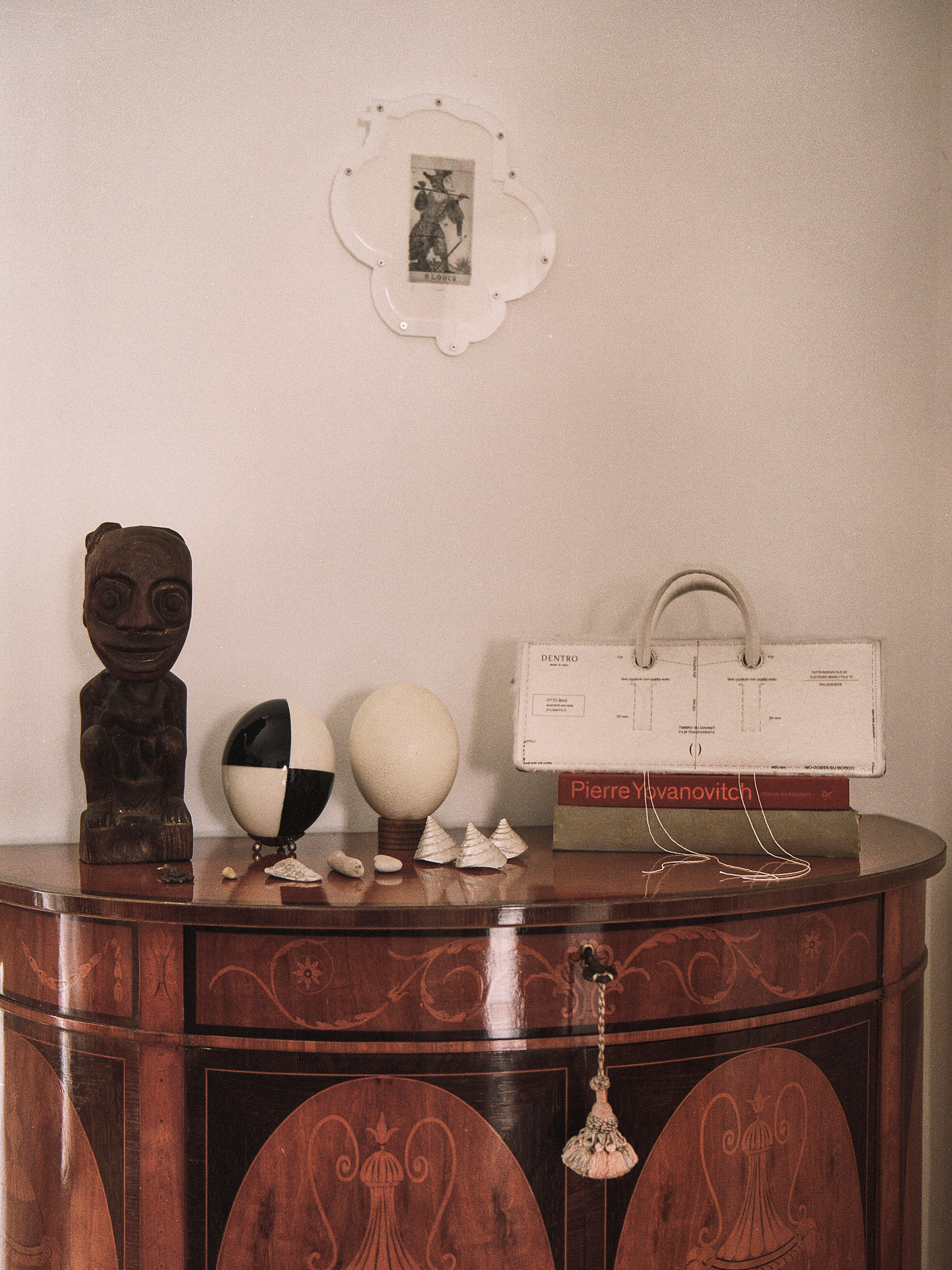 BAZAAR - TETI CAMARGO