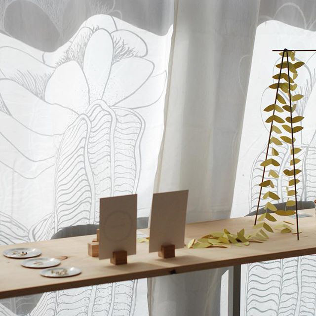 Vitrine, dessin à la main – l'Atelier