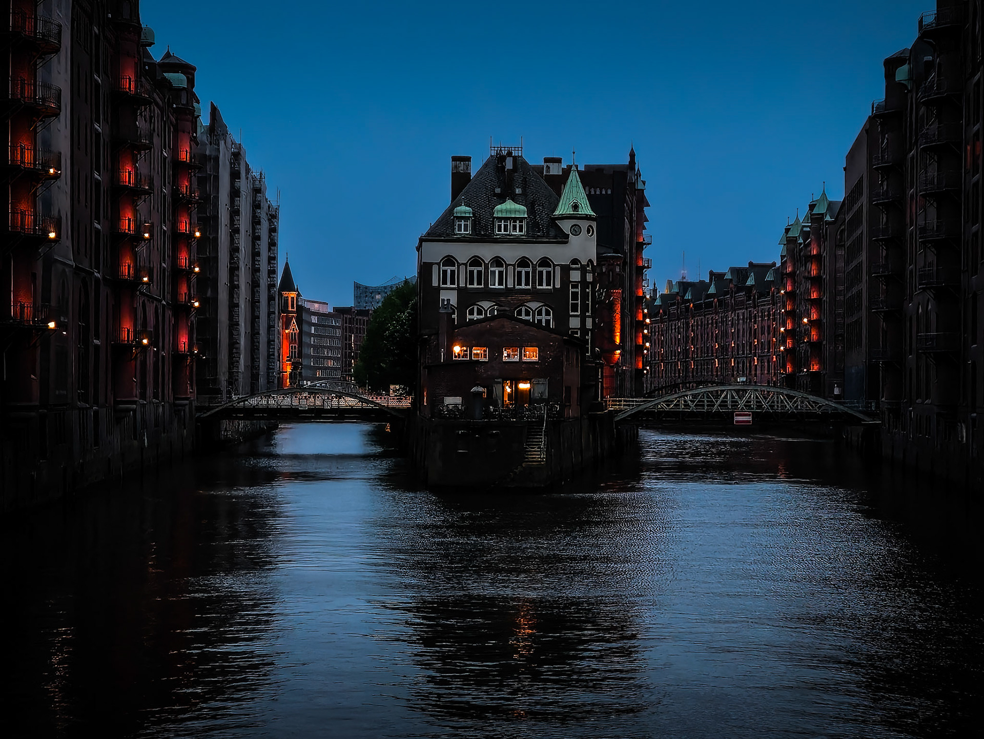 Wasserschloss, Hamburg, Smartphone