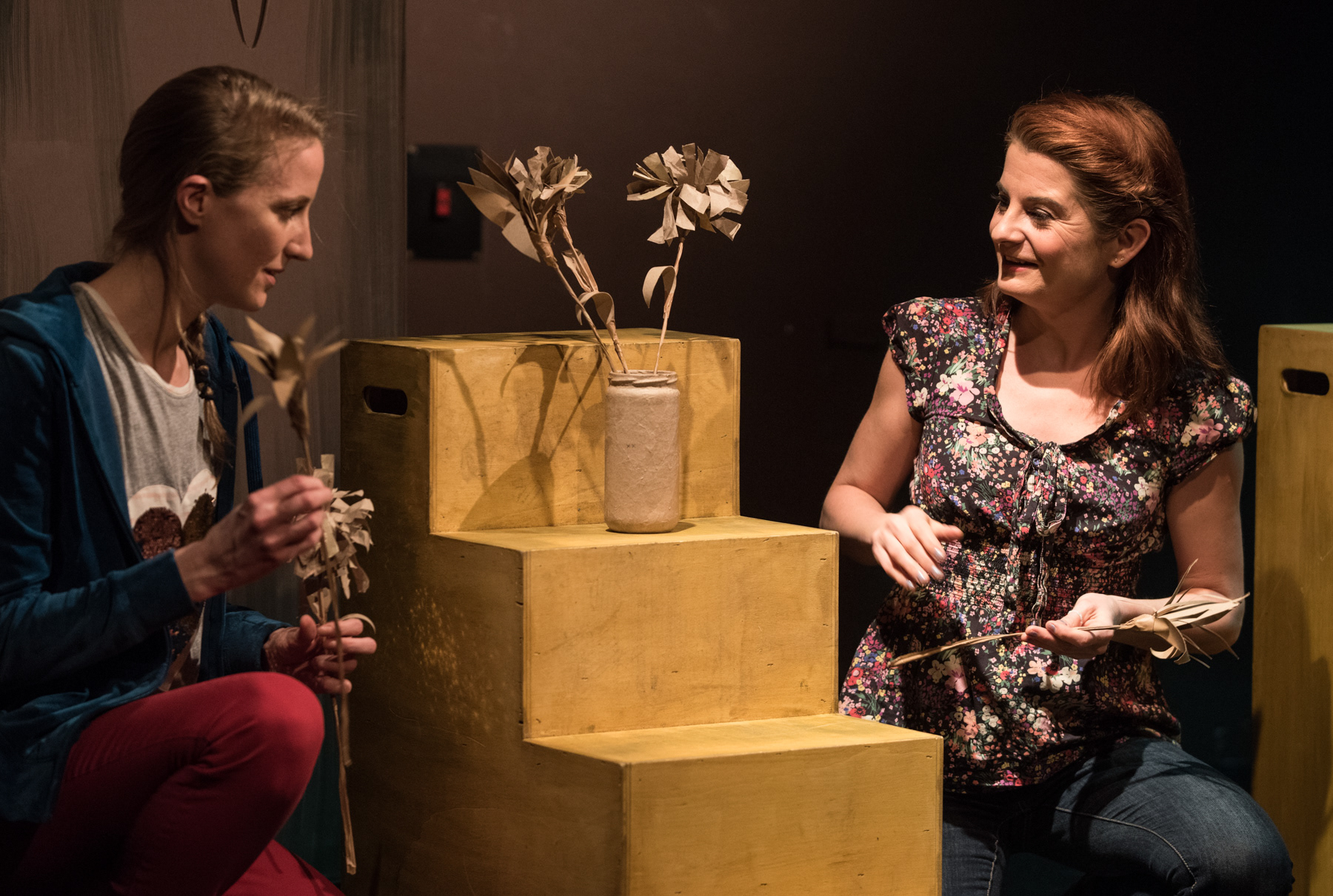 Esznek-e a halottak epertortát?