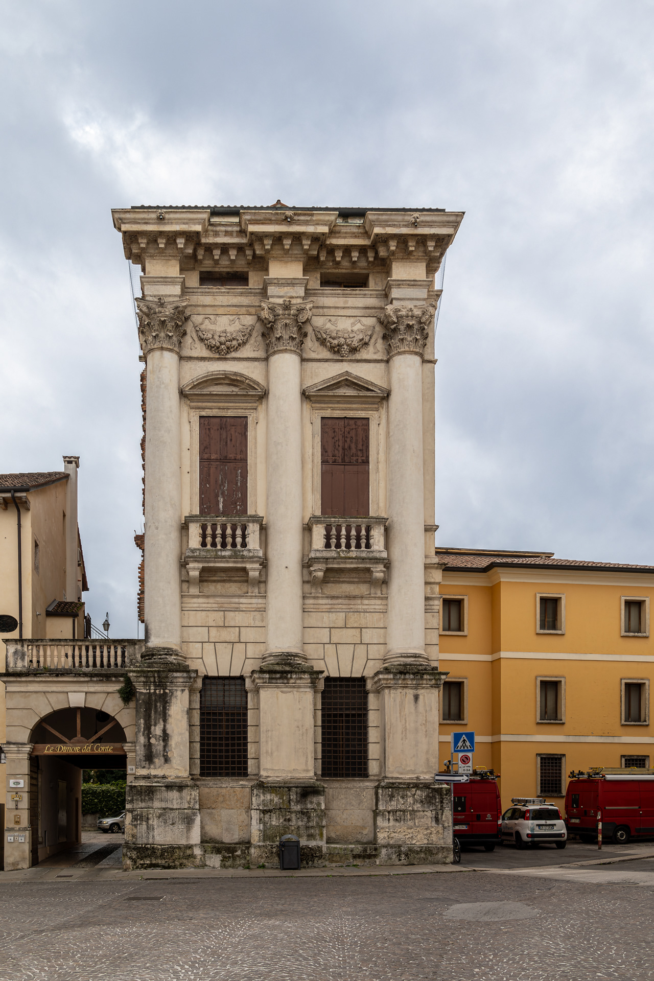 Unfinished Building. Palazzo Porto Breganze (Andrea Palladio, 1571) Vicenza Italy, 2025