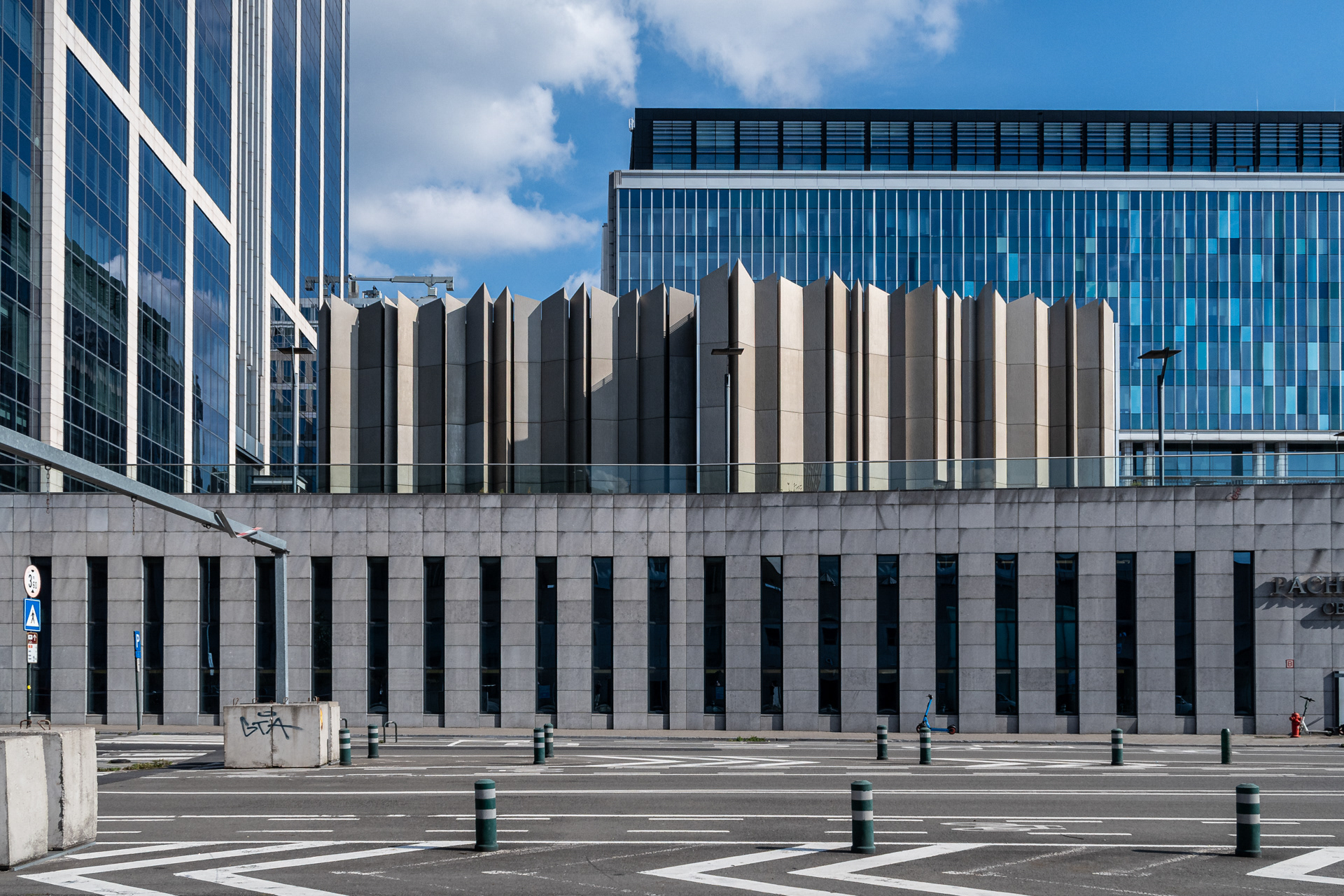Financietoren Brussel. Hugo Van Kuyck, Marcel Lambrichs, Léon Stynen & Jaspers-Eyers 1982