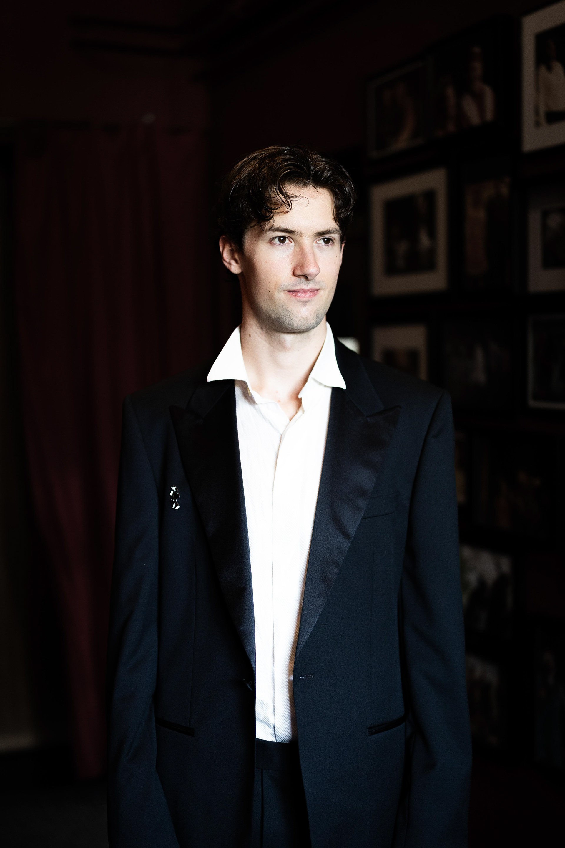 Alvin von Hahn - Finanzen und Sponsoring