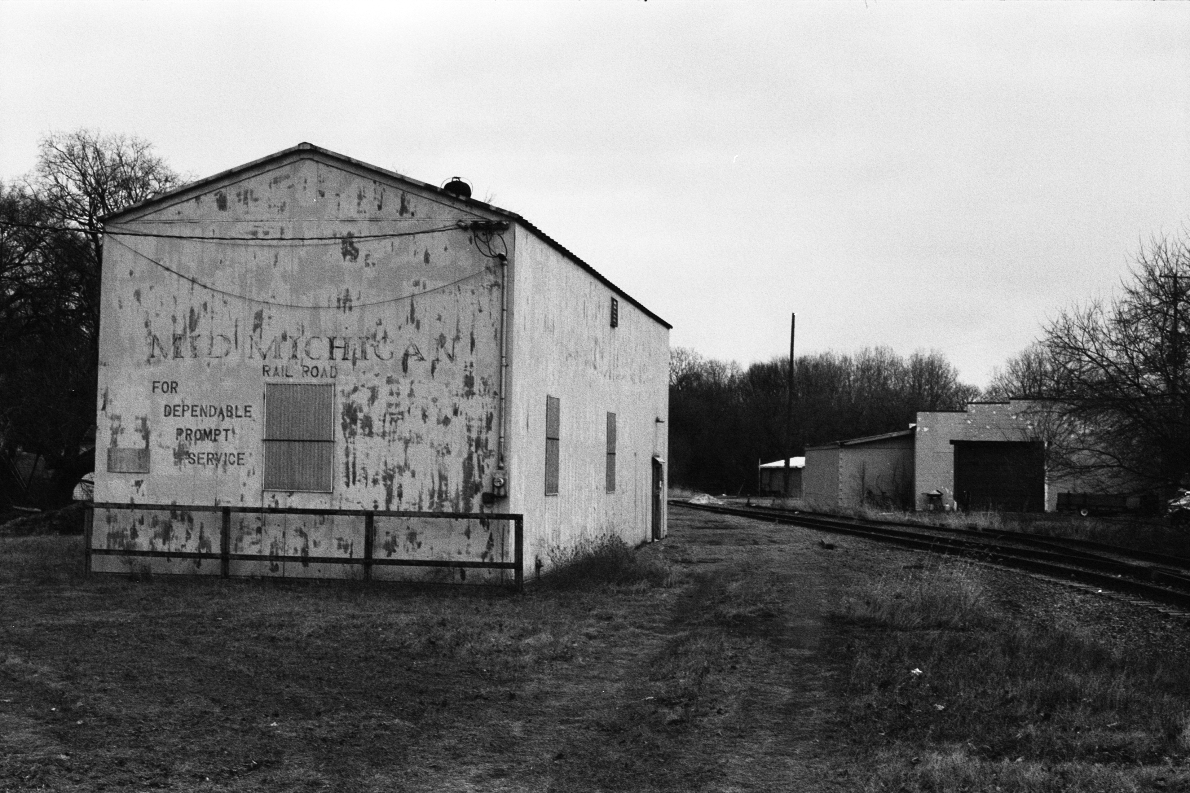 Nikon FM, Kodak TX400, Alma MI