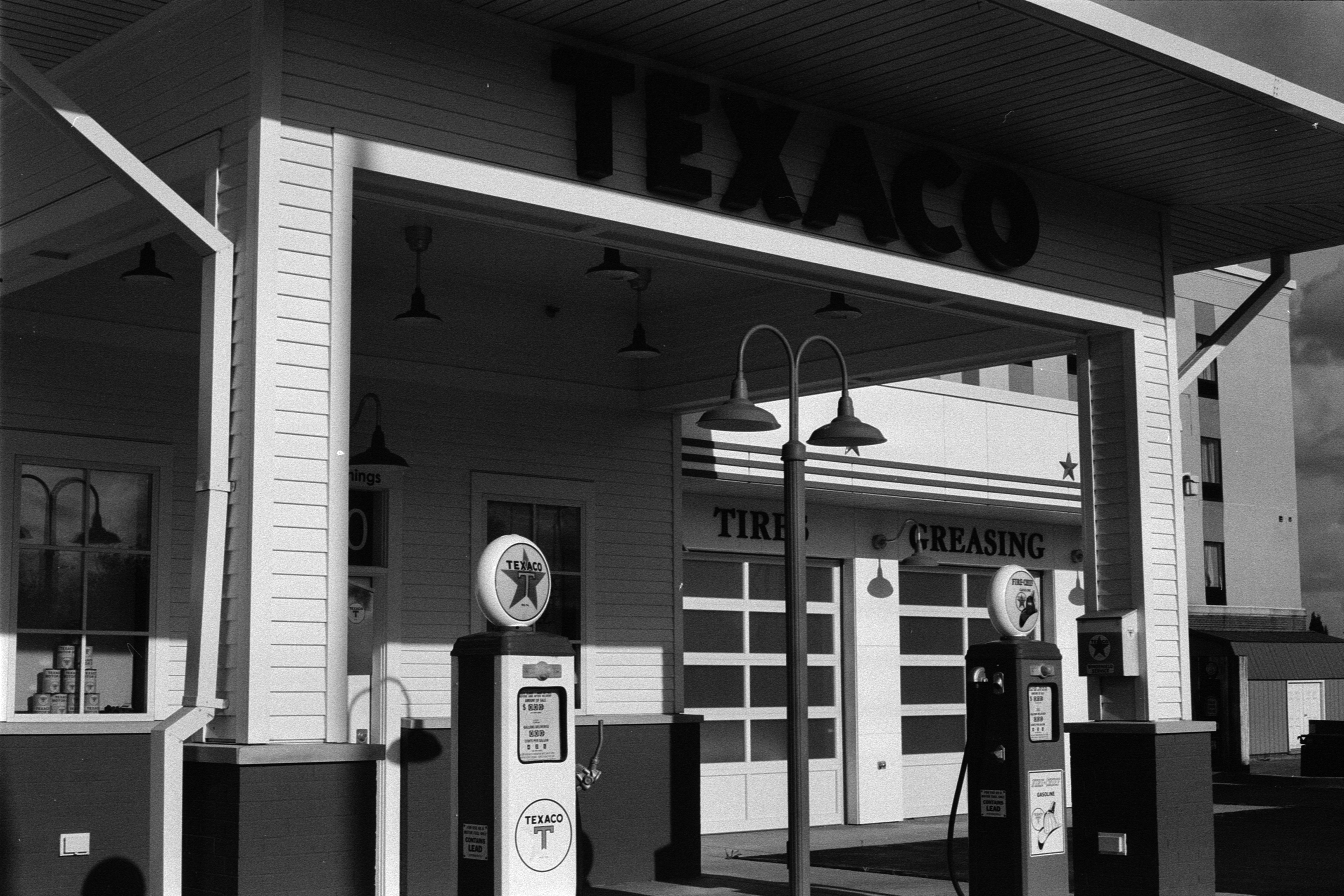 Nikon FM, Kodak TX400, Kalamazoo MI