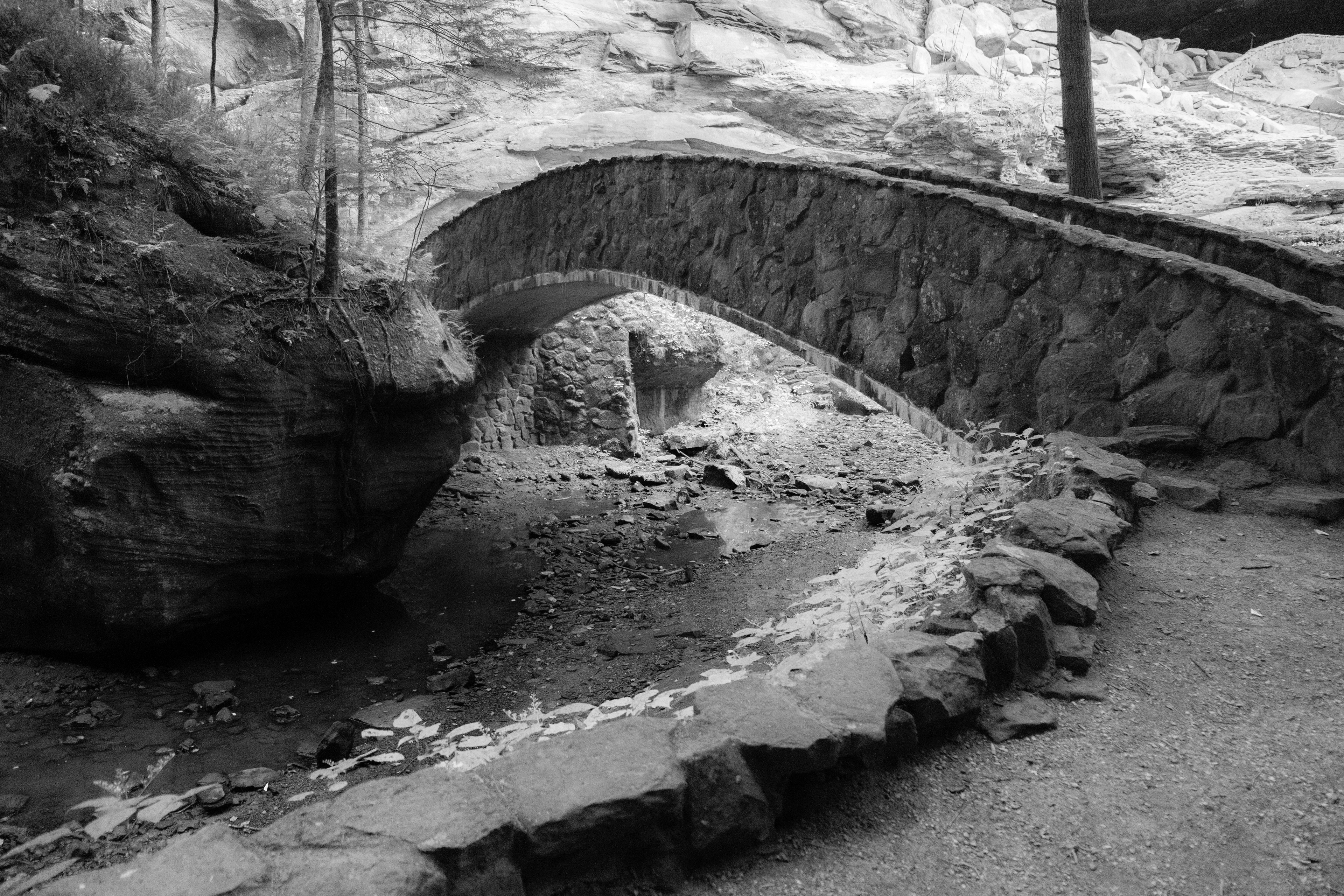 18mm, 1/160 sec, f/2.8, ISO 6400