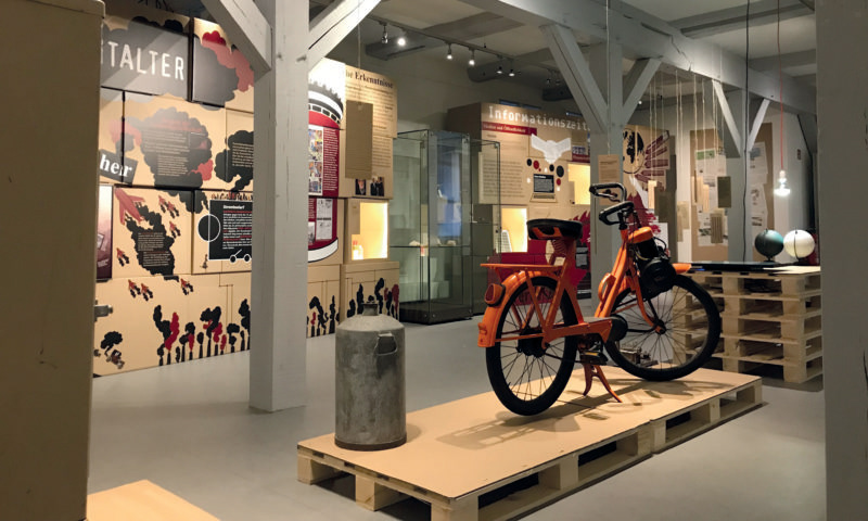 "KALTE ZEITEN – WARME ZEITEN… Von Mammuten und Motoren" © Homann Güner Blum Visuelle Kommunikation