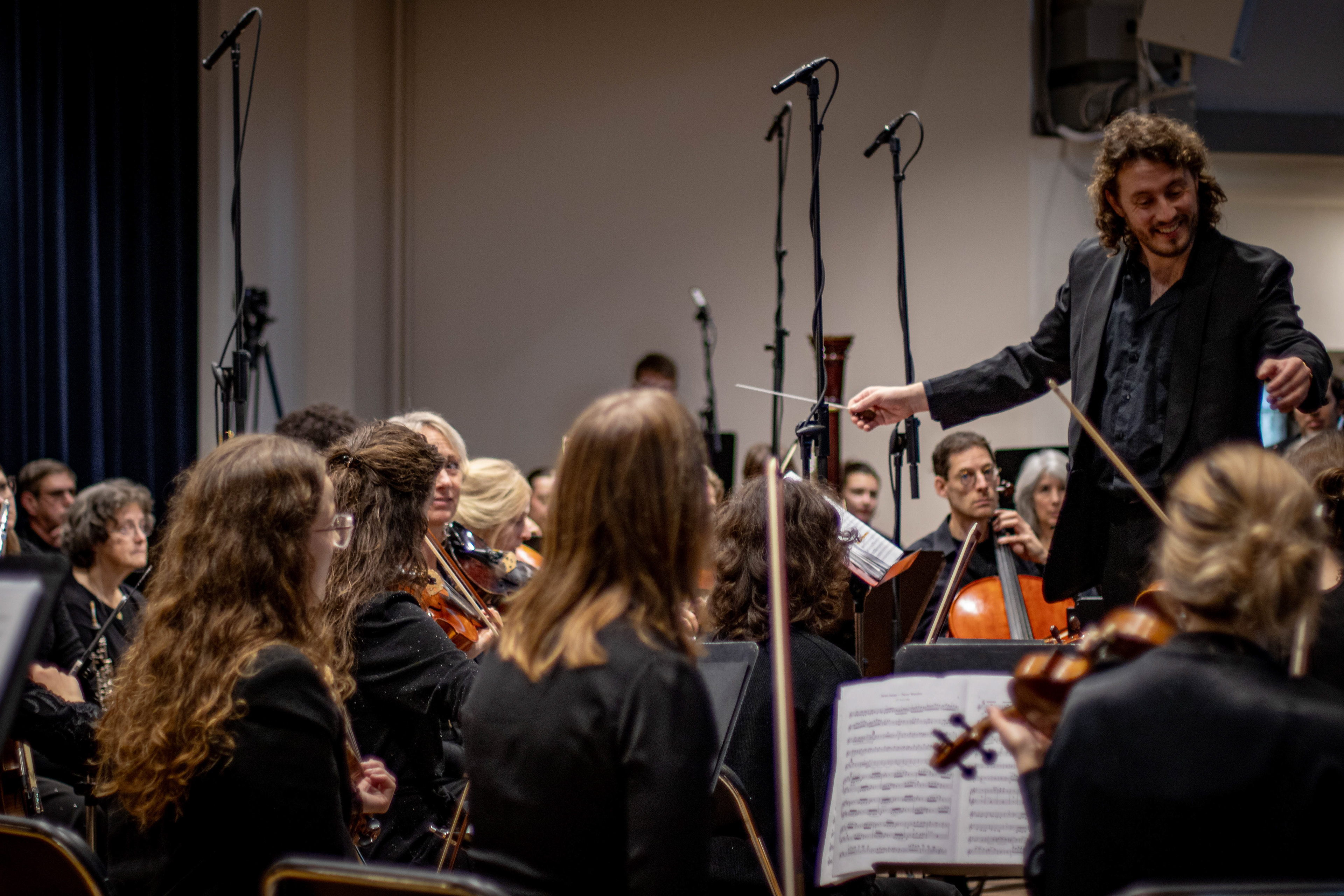 Kijk eens naar het vogeltje fotografie