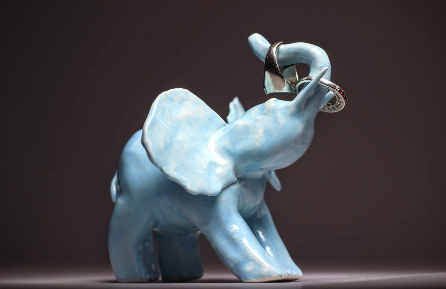 Elephant Ring Holder