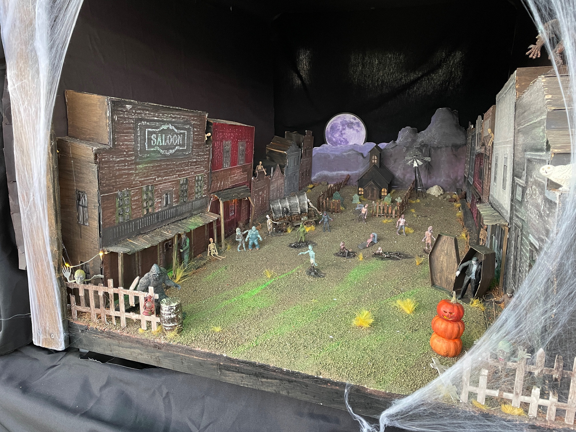 "Hauntsville" Trunk or Treat diorama- Traditional hand modeling and hand painting