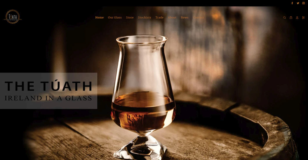 Emerald Pathways - Túath Glass Home Page