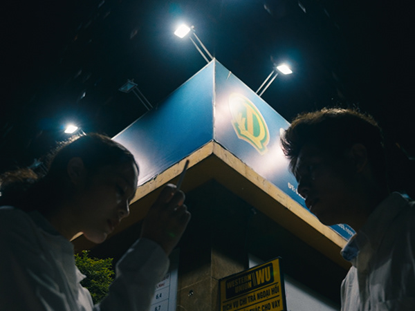 hom ay anh kieu - Frame 4