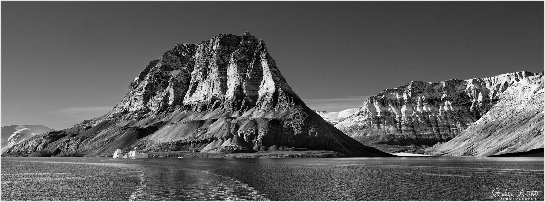 Teufelsschloss & Eleonore Bay, Kejser Franz Joseph Fjord (Andrée Land)