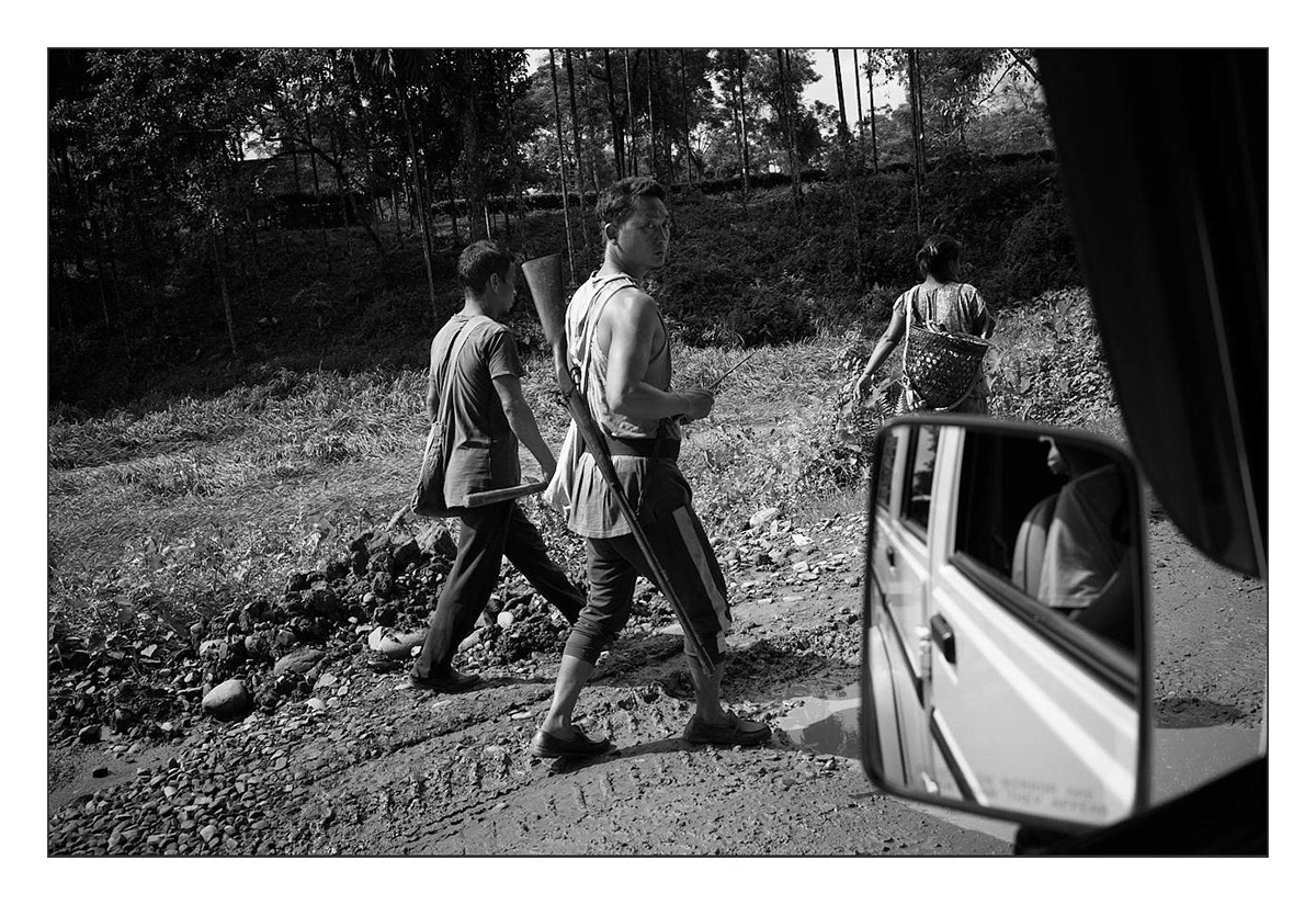 Hunter with muzzle loading gun