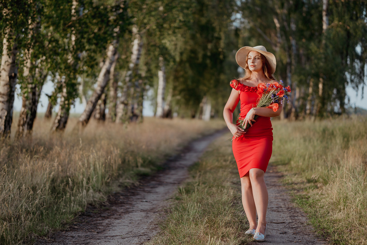 Letnia sesja portretowa w polu