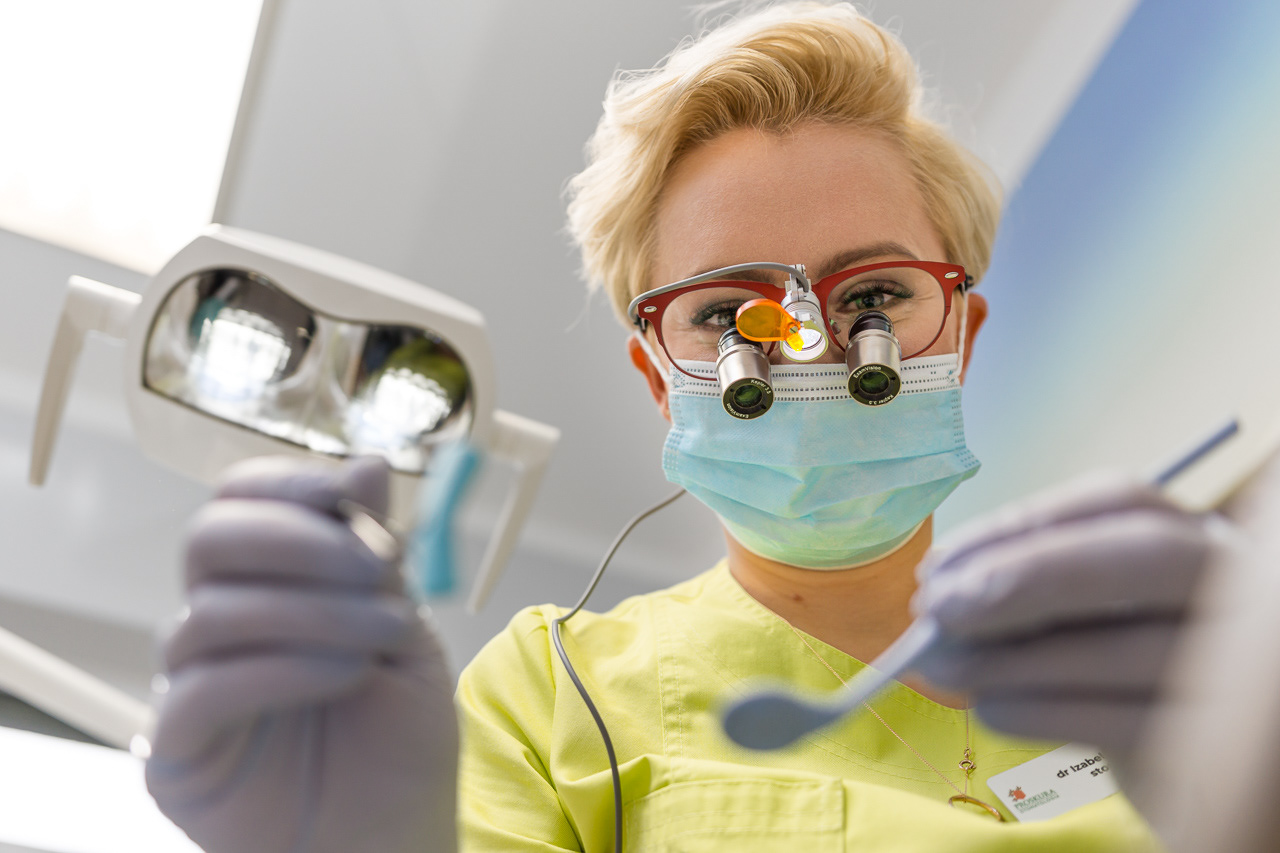 Zdjęcia przy pracy - stomatologia