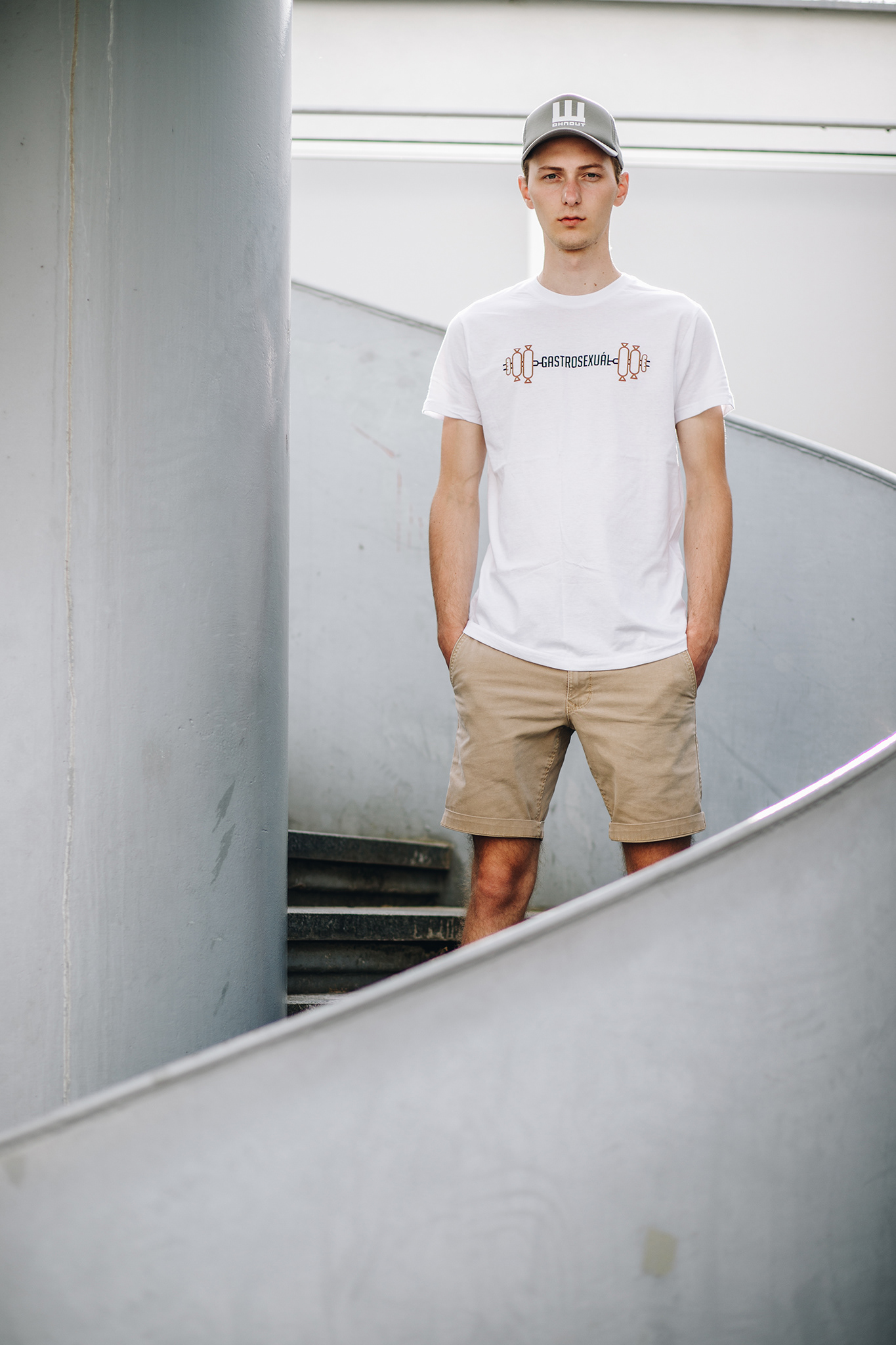 Wohnout merch