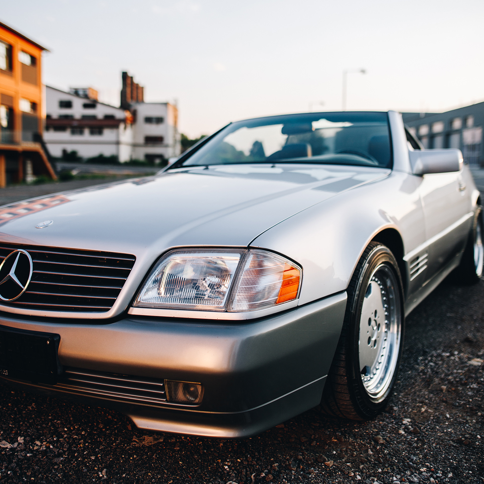 Mercedes-Benz 500SL