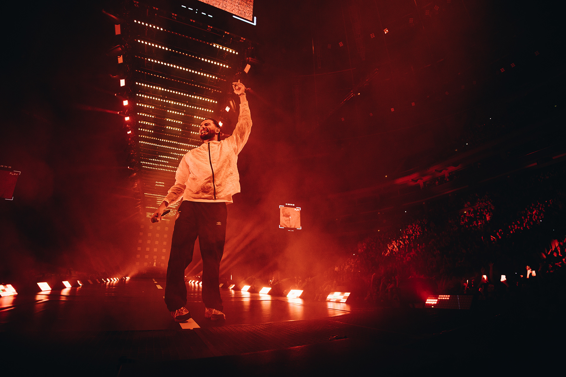 CALIN & VIKTOR SHEEN - ROADTRIP O2 ARENA