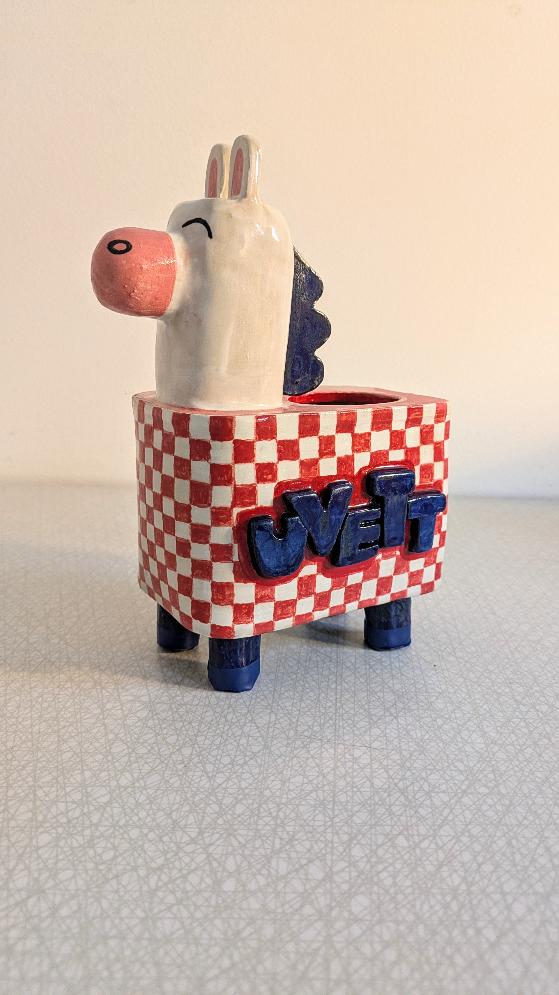 Vase, 2024