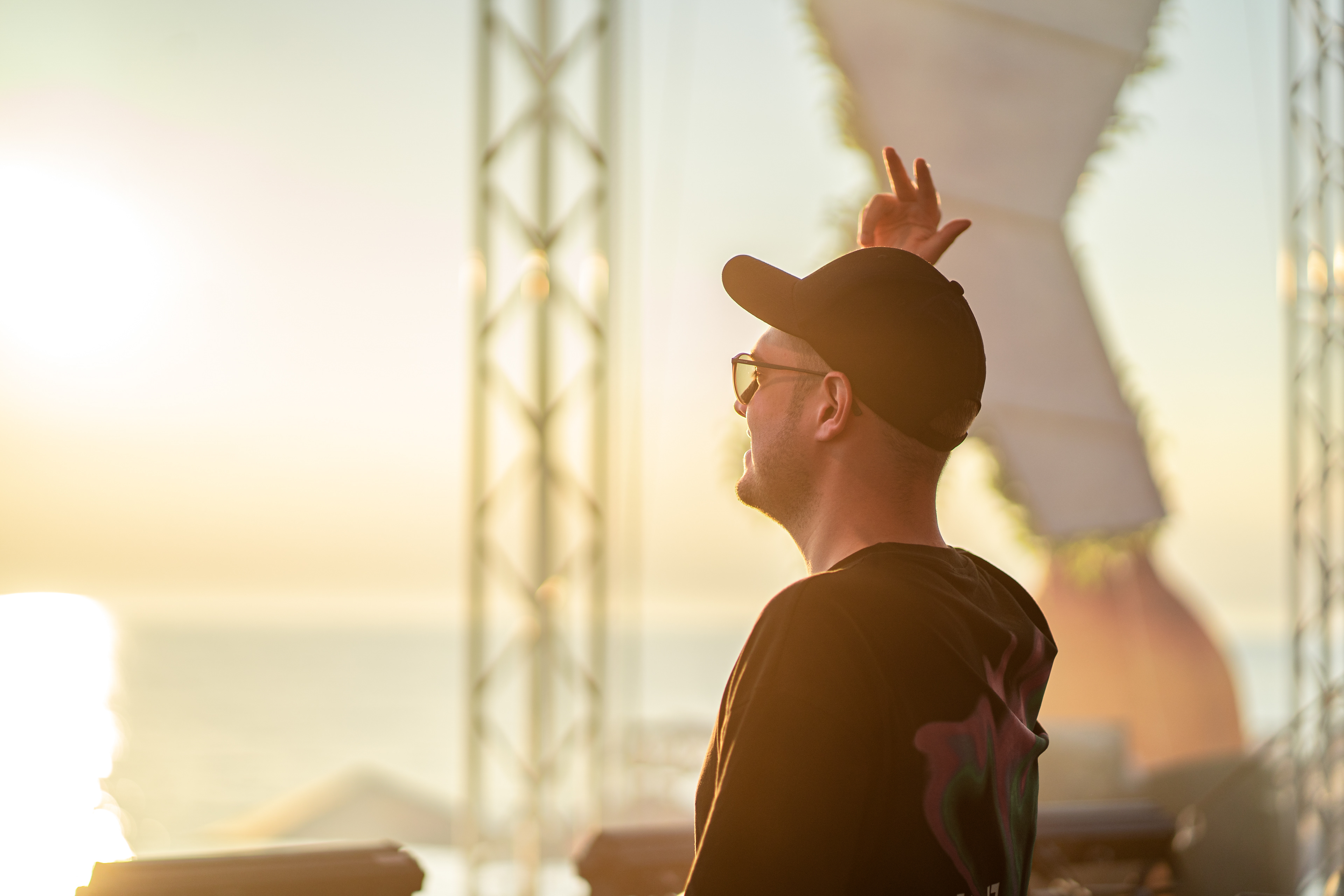 JustJulianMusic DJ Set Mainstage