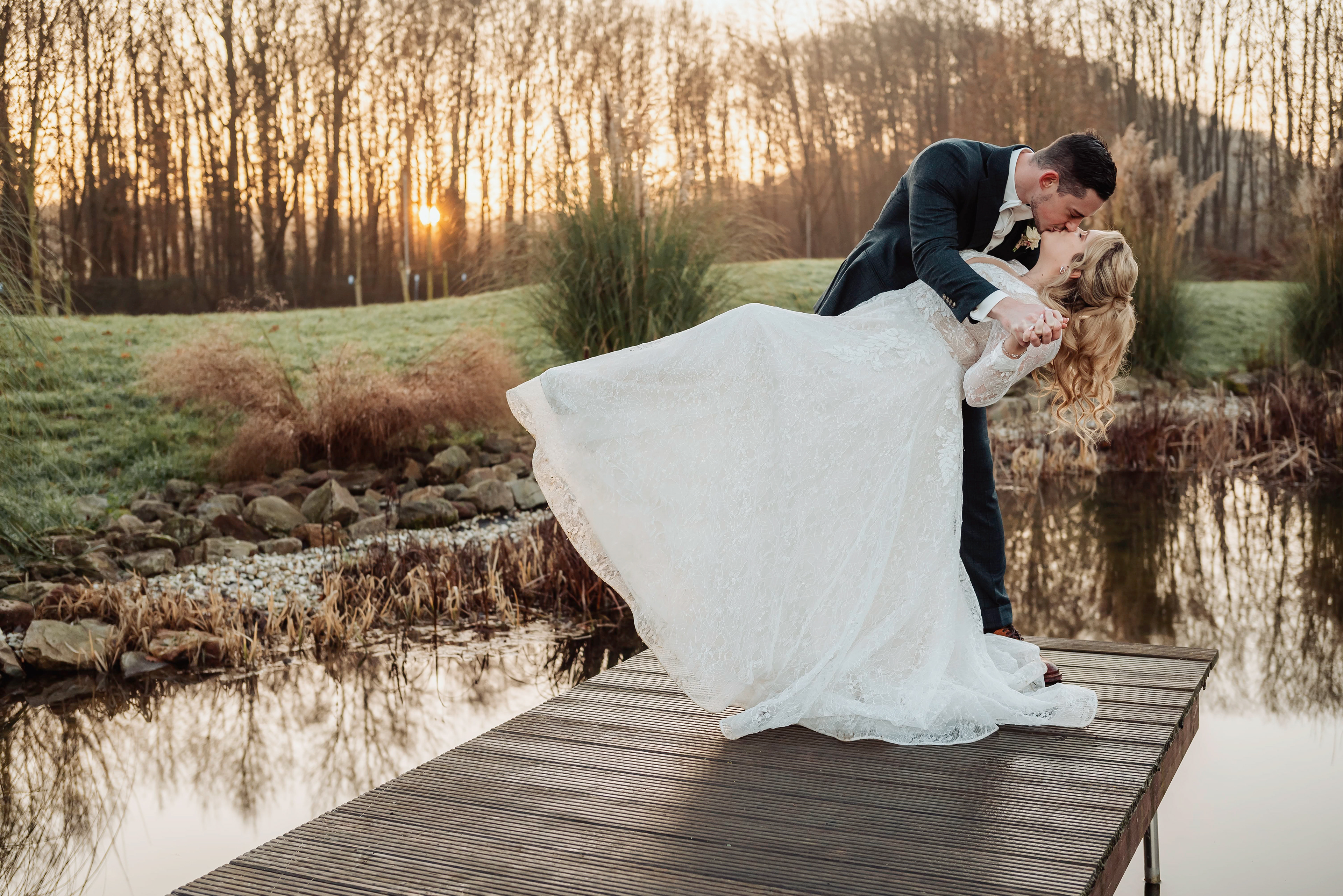 Brautpaarshooting mit Sonnenuntergang