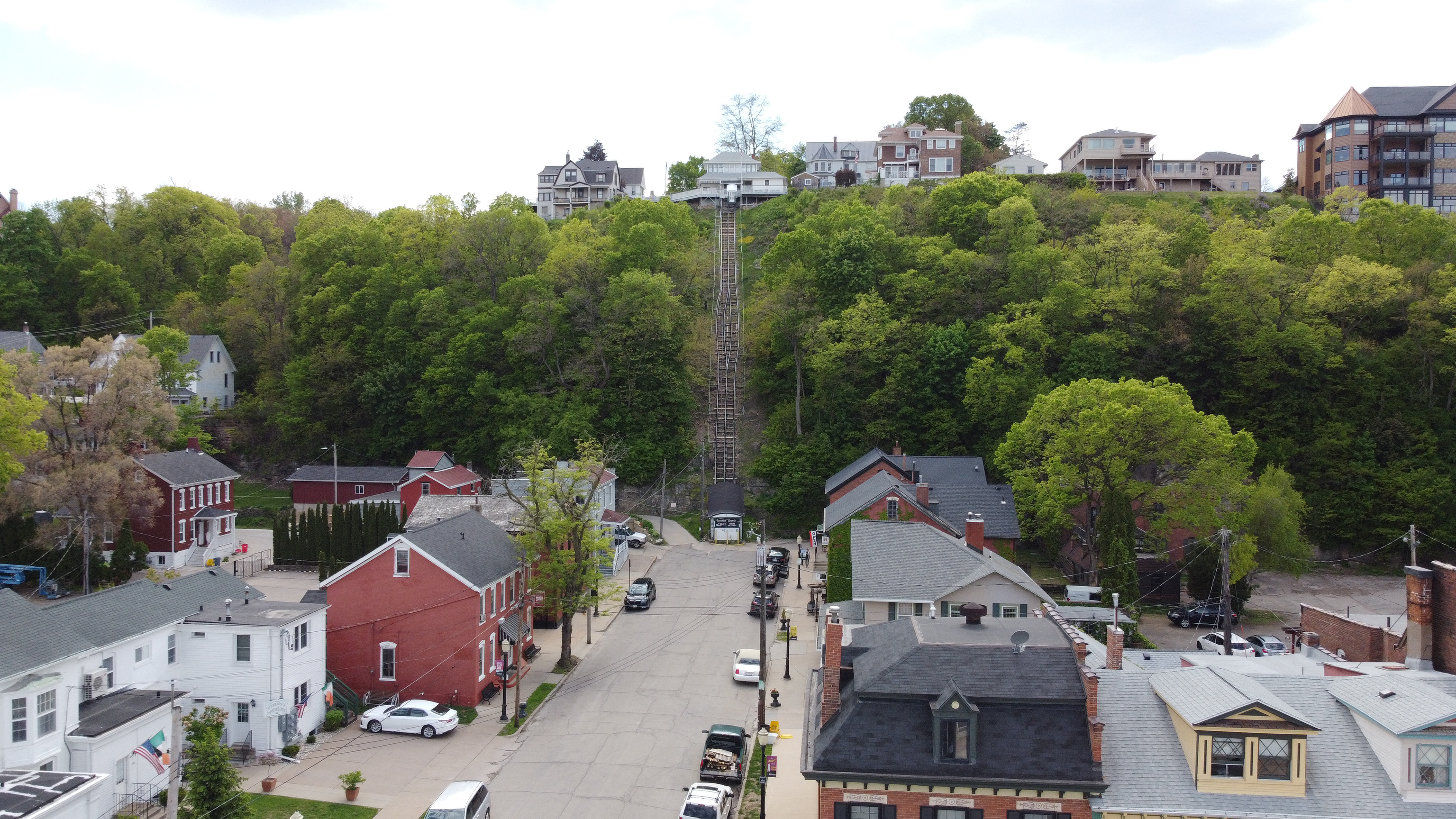 Fenelon 4th Street Elevator. © 2021 Hawkinson Aerial Photography, LLC
