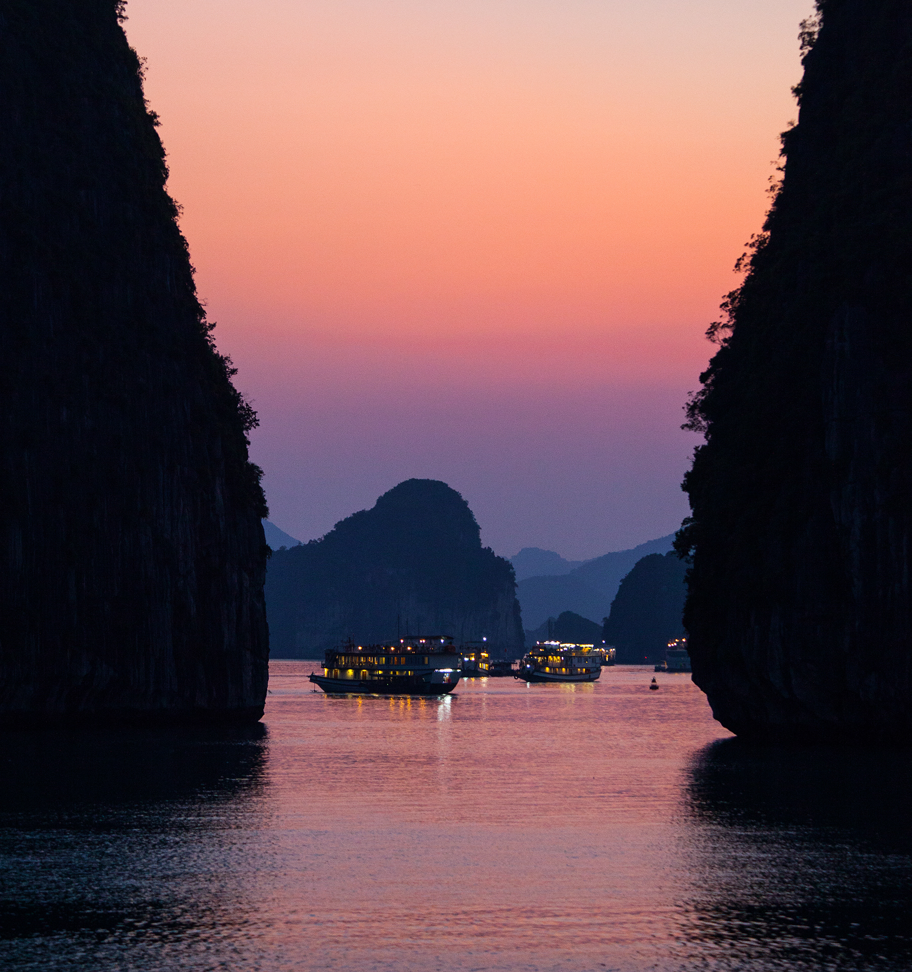Ha Long Bay - Sunset Gradients