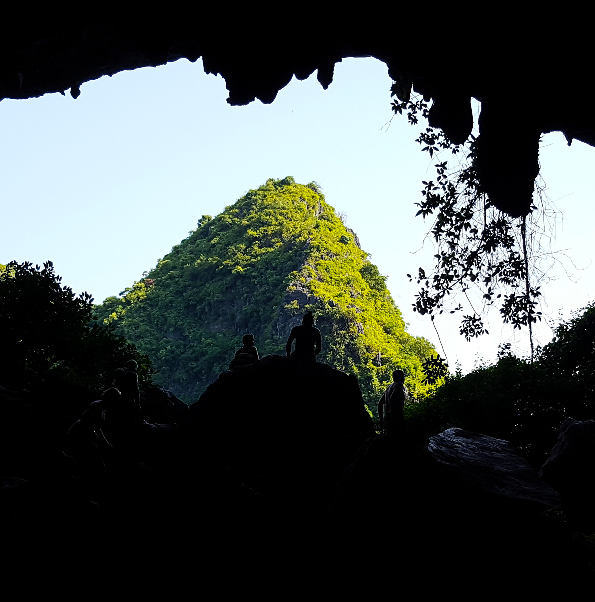 Ha Long Bay - Cave Mouth