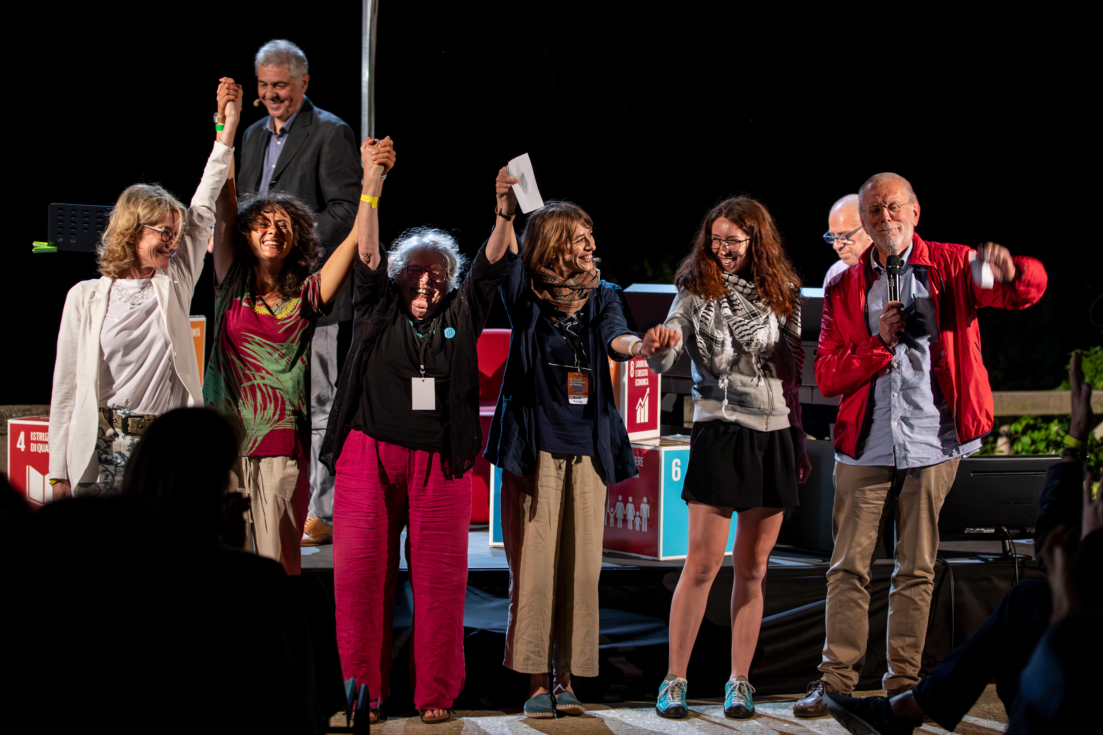 LA FABBRICA DEL MONDO