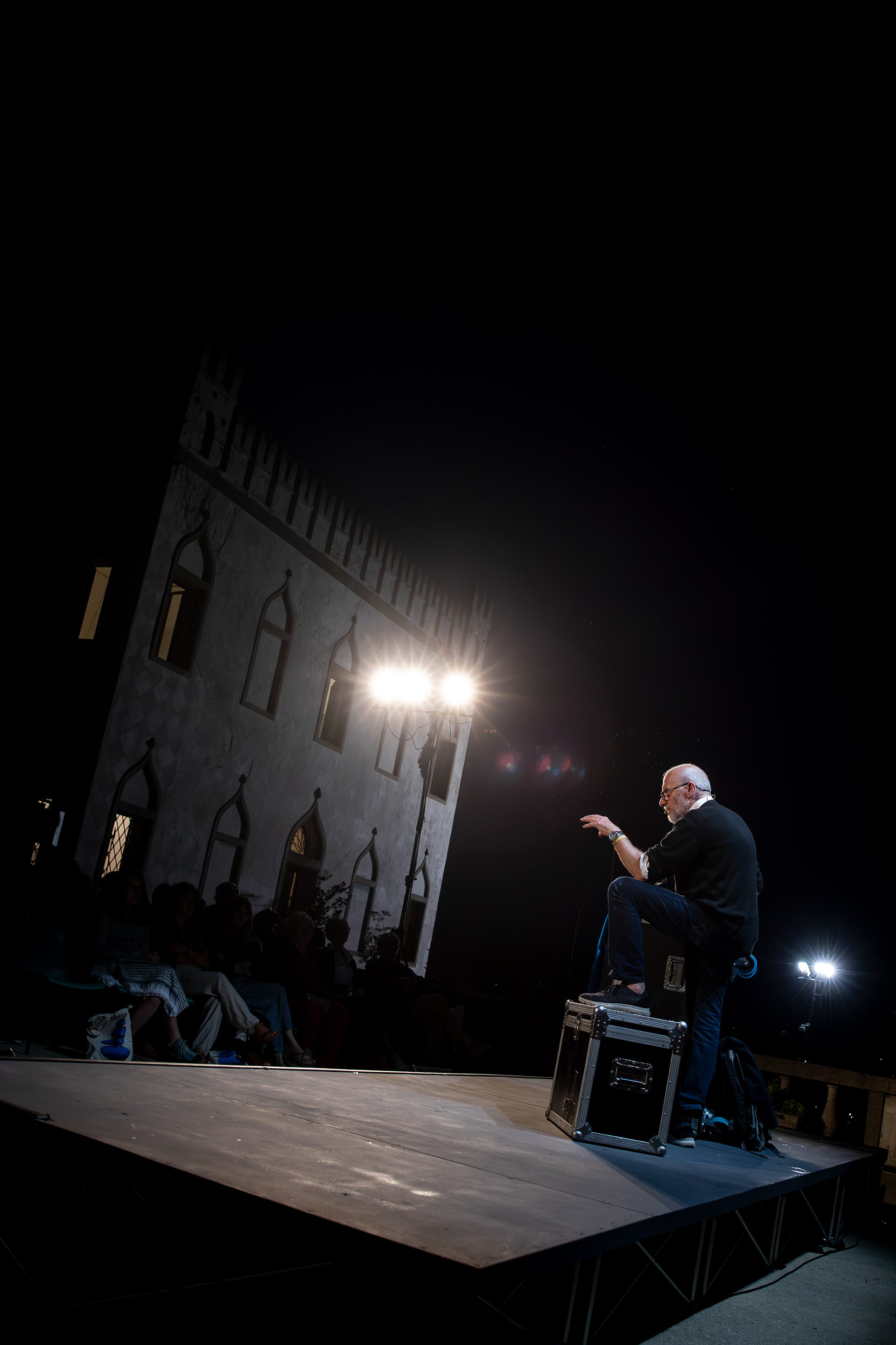 LA FABBRICA DEL MONDO