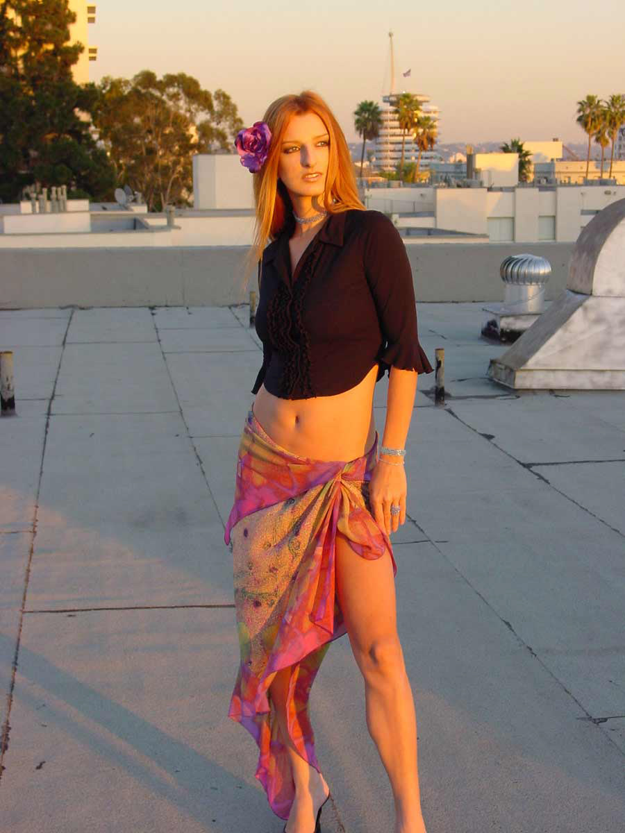 Simone, Model