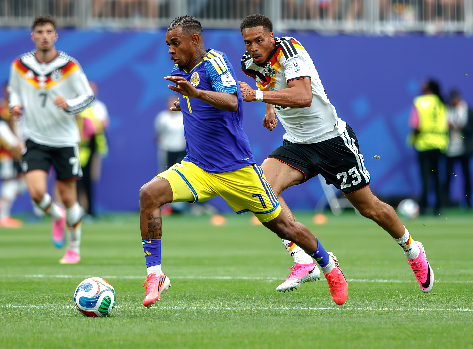 German midfielder Felix Nmecha and Curaçao midfielder Juninho Bacuna