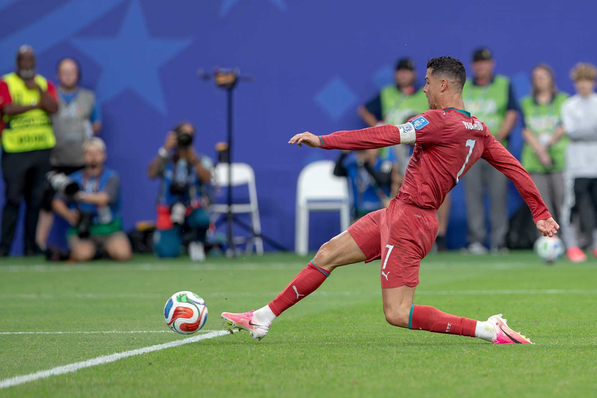 Cristiano Ronaldo sliding behind the ball was only inches from catching up to it. If not for this near miss, it surely would have given him his third goal of the day. 