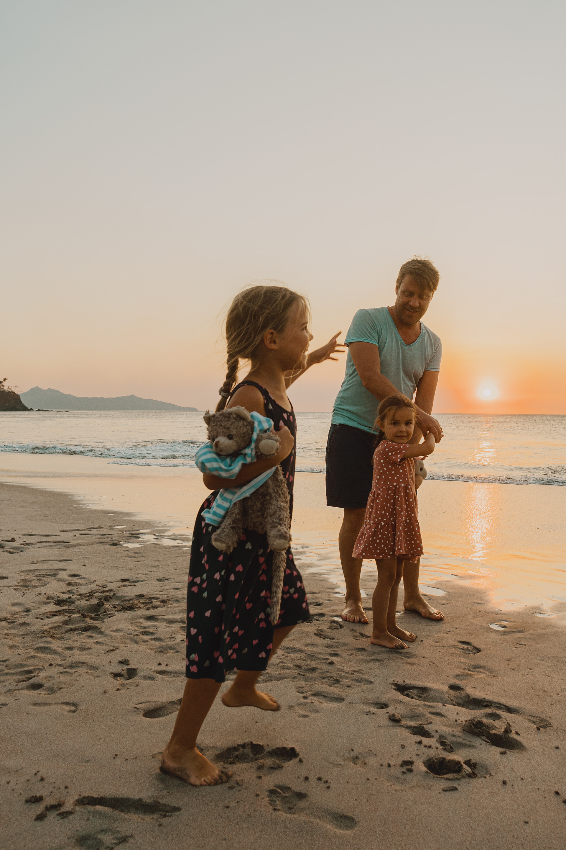 Costa Rica sunset family